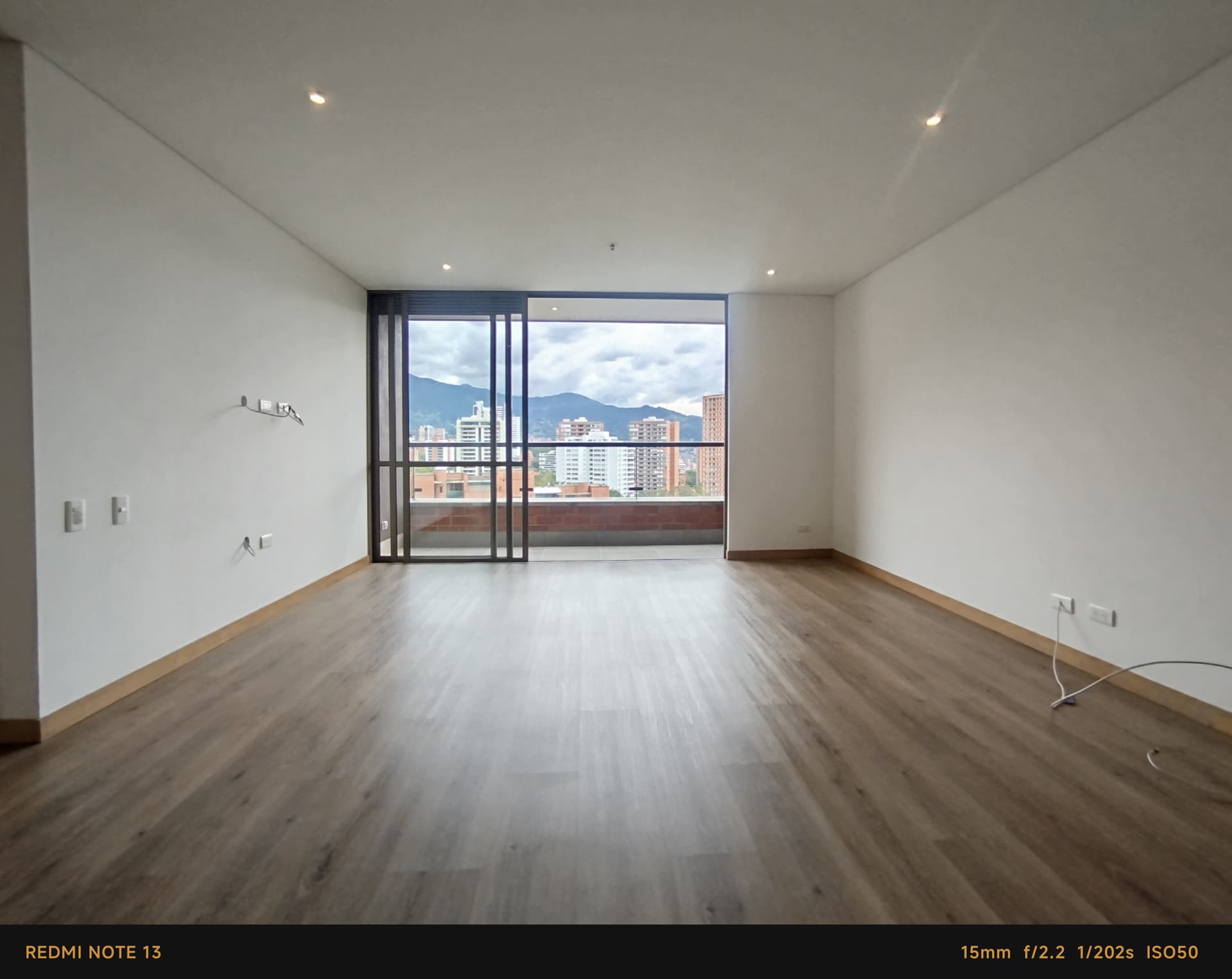 Apartamento en arriendo en Los Balsos, Poblado, Medellín — foto 1 de 13