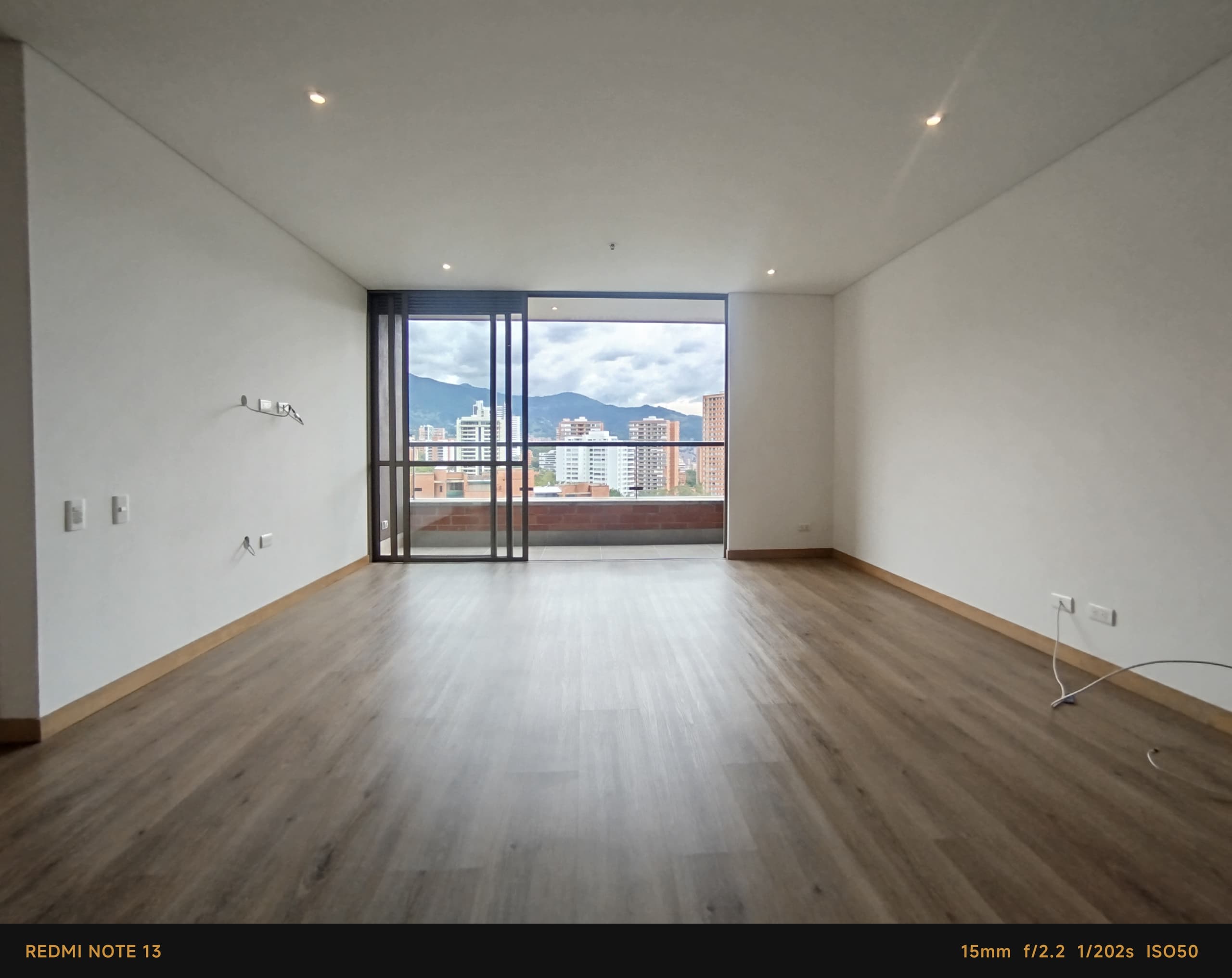 Apartamento en arriendo en Los Balsos, Poblado, Medellín — foto 1 de 13