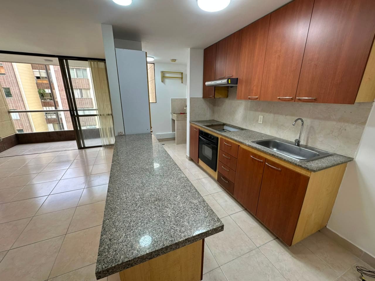 Apartamento en arriendo en Zuñiga, Envigado — foto 1 de 15