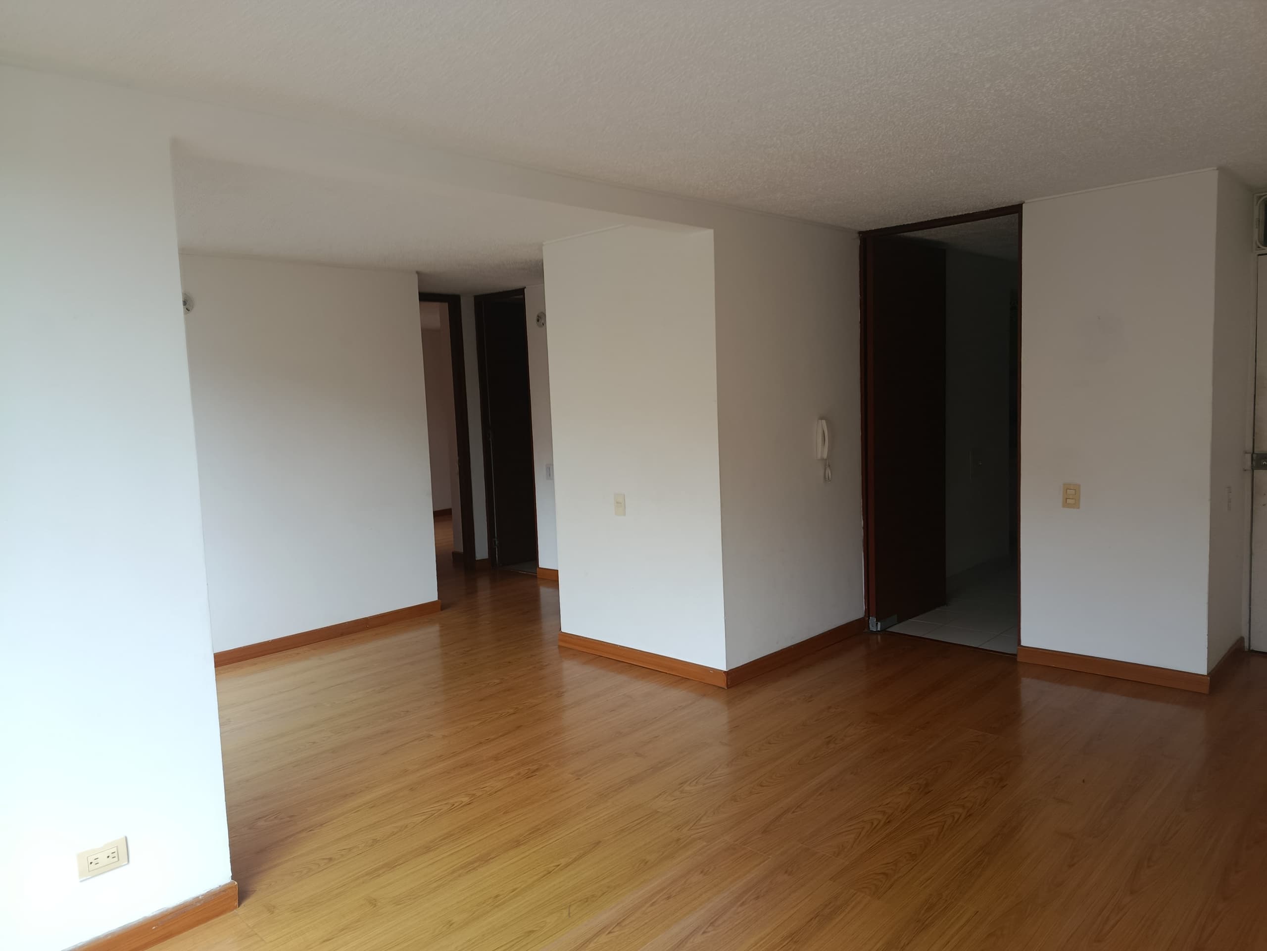 Apartamento en arriendo en Hacienda Casablanca, Madrid — foto 4 de 17