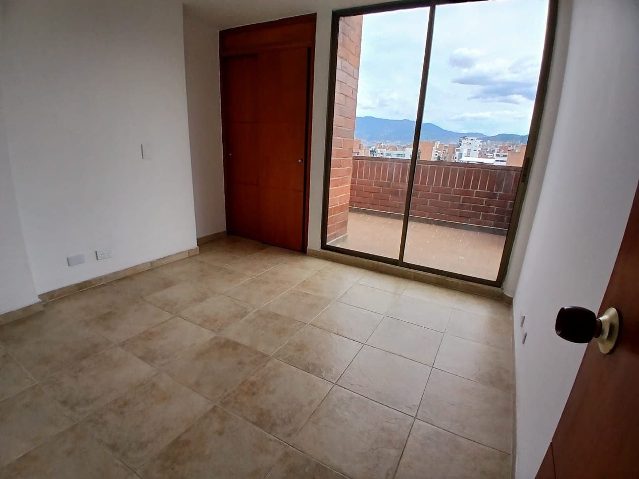 Apartamento en arriendo en Laureles, Medellín — foto 4 de 20