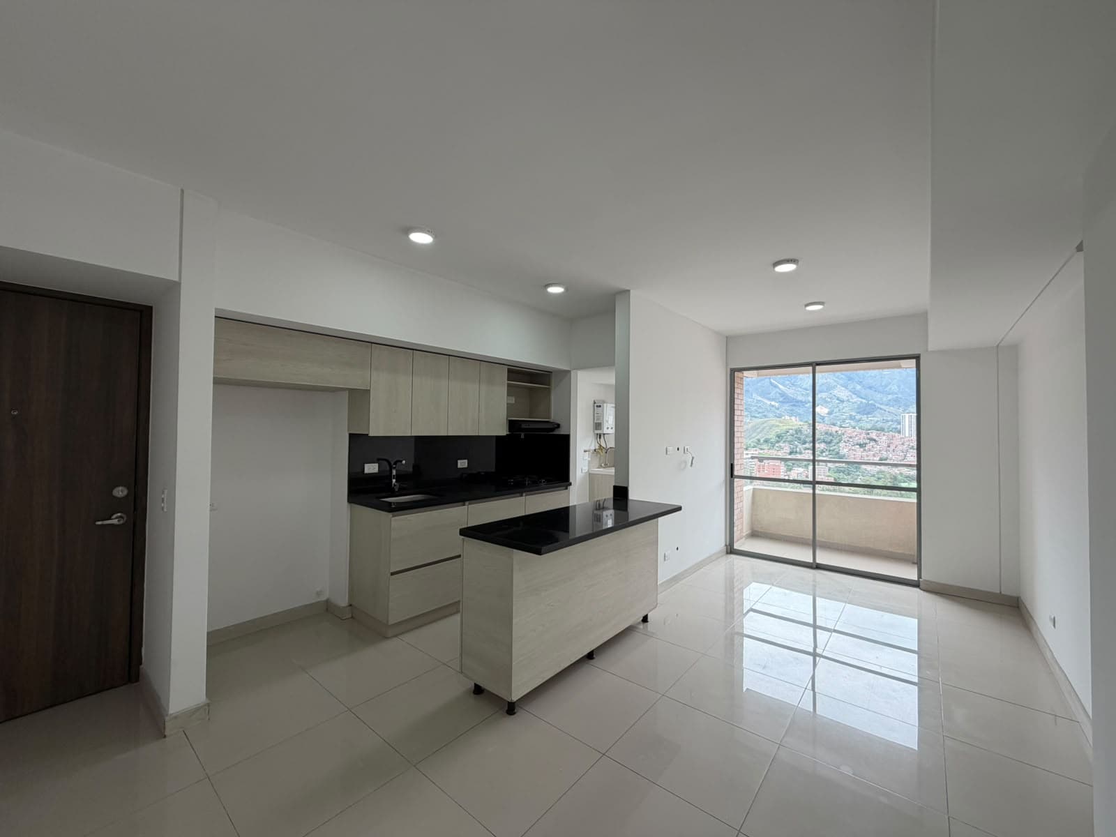 Apartamento en arriendo en Santa Ana, Bello — foto 3 de 14