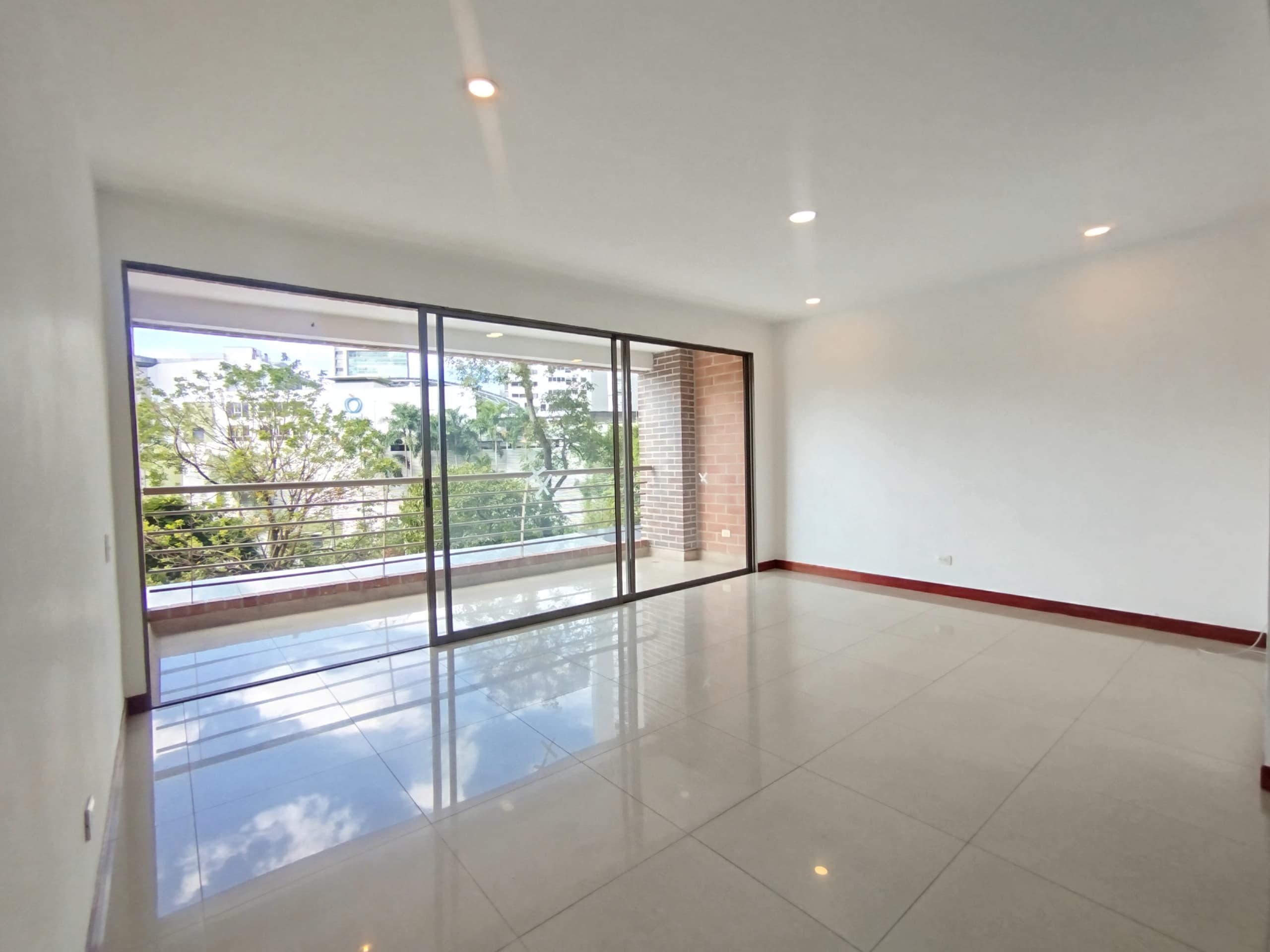Apartamento en arriendo en Oviedo, Poblado, Medellín — foto 2 de 20
