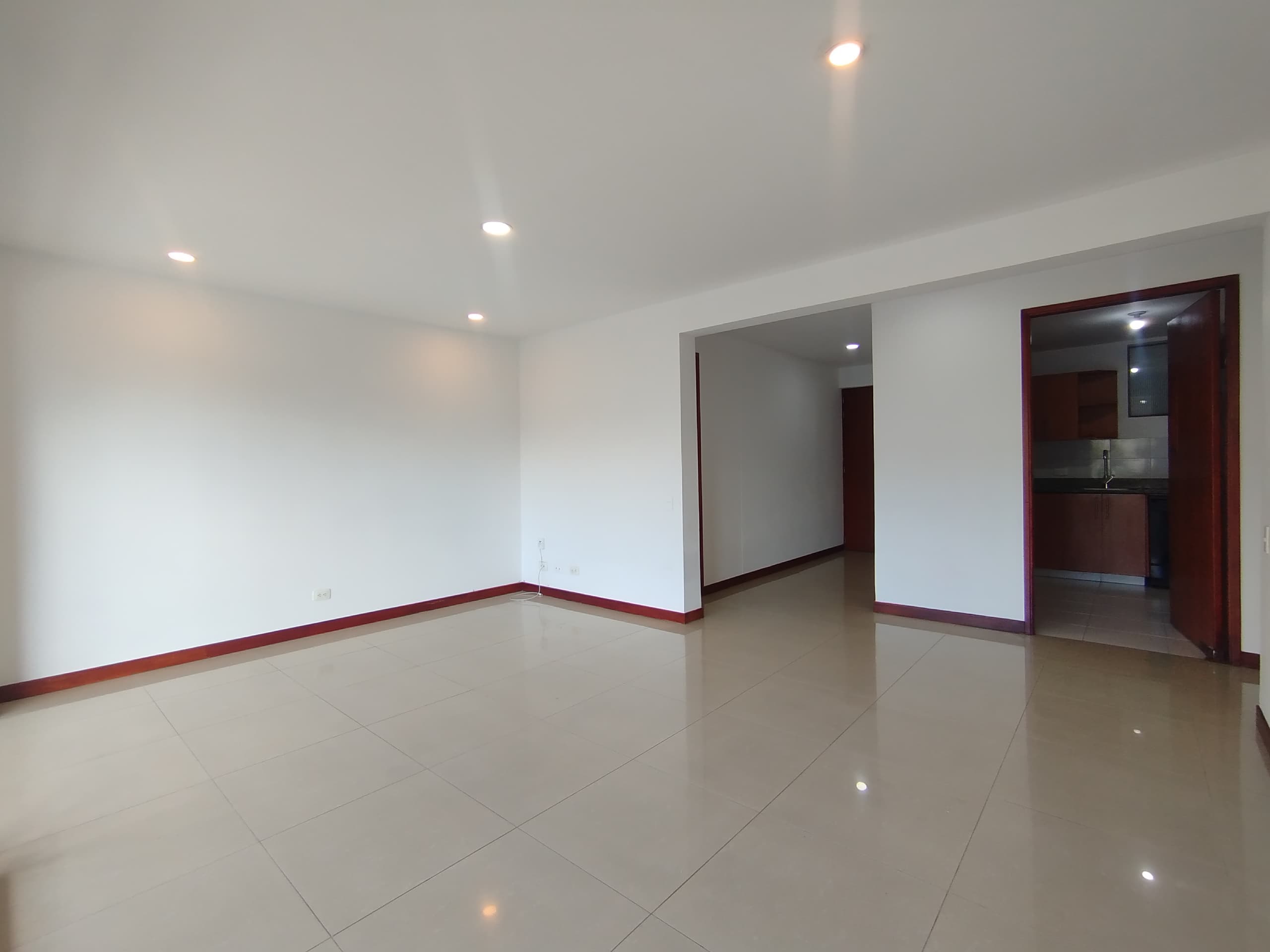 Apartamento en arriendo en Oviedo, Poblado, Medellín — foto 4 de 20