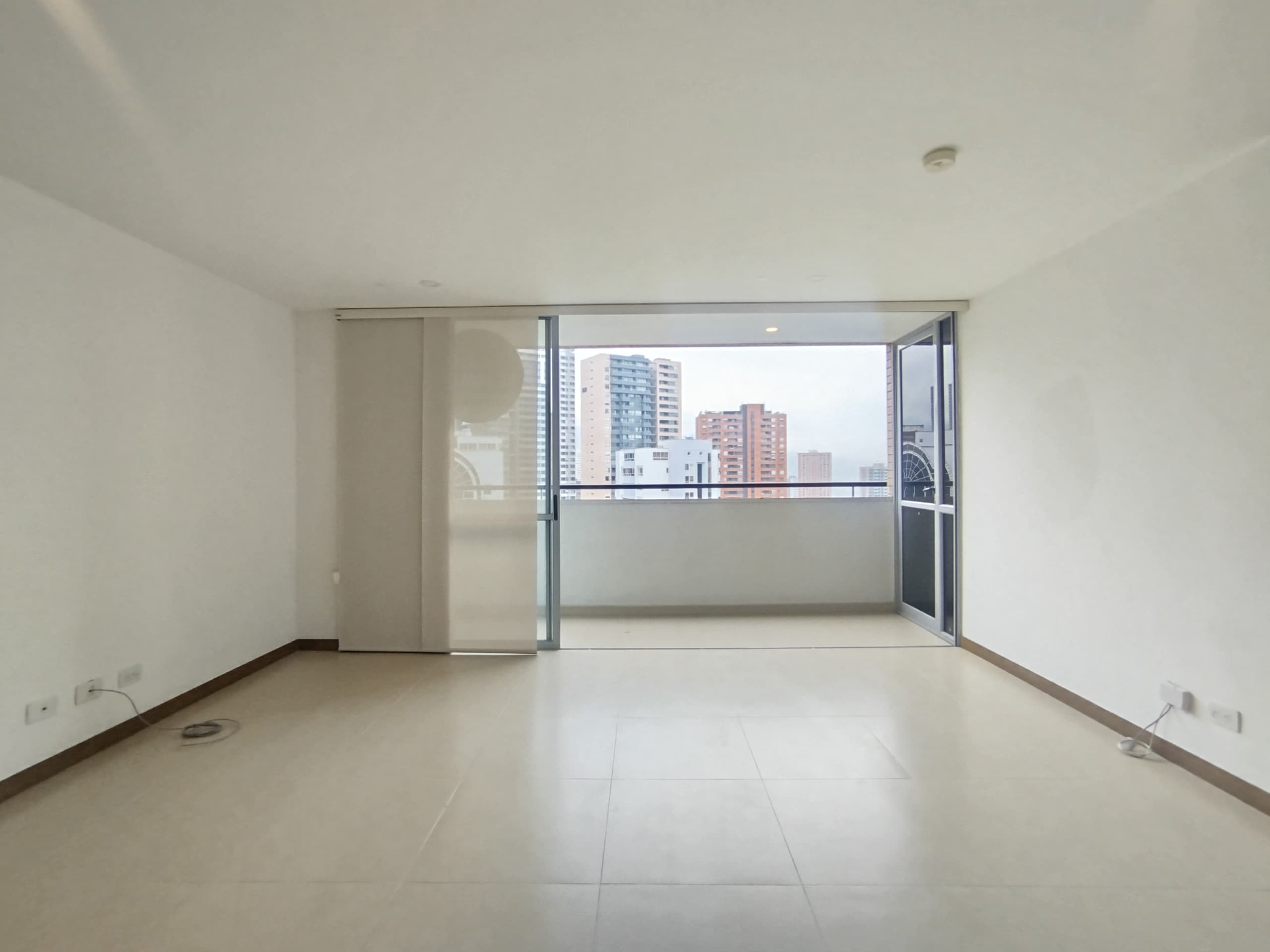 Apartamento en arriendo en Los Gonzalez, Poblado, Medellín — foto 1 de 20