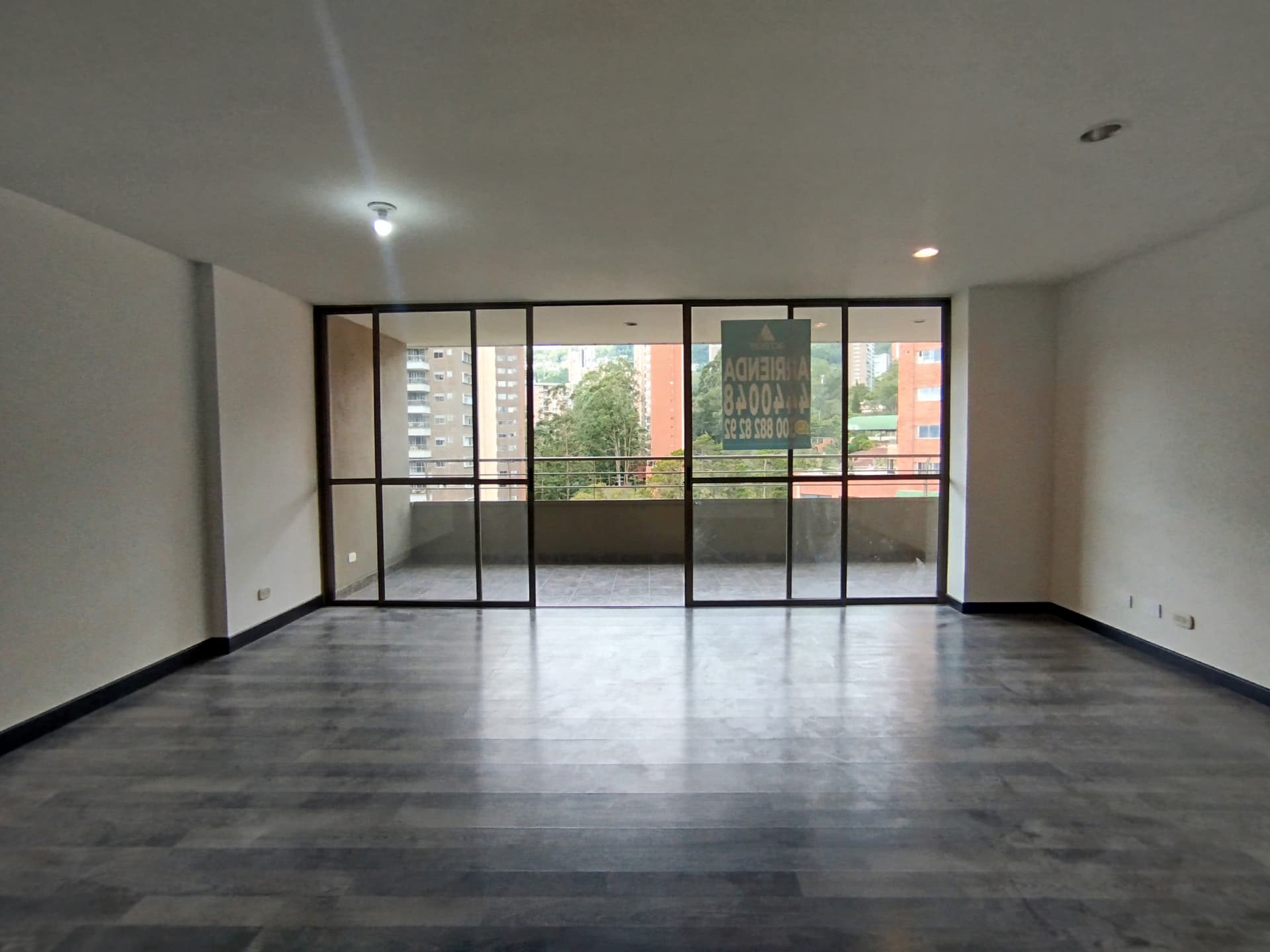 Apartamento en arriendo en Las Santas, Poblado, Medellín — foto 1 de 20