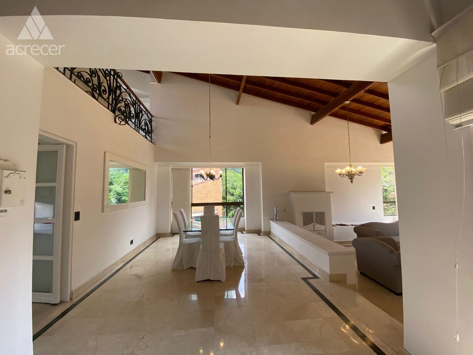 Apartamento en arriendo en Transversal Inferior, Poblado, Medellín — foto 2 de 20