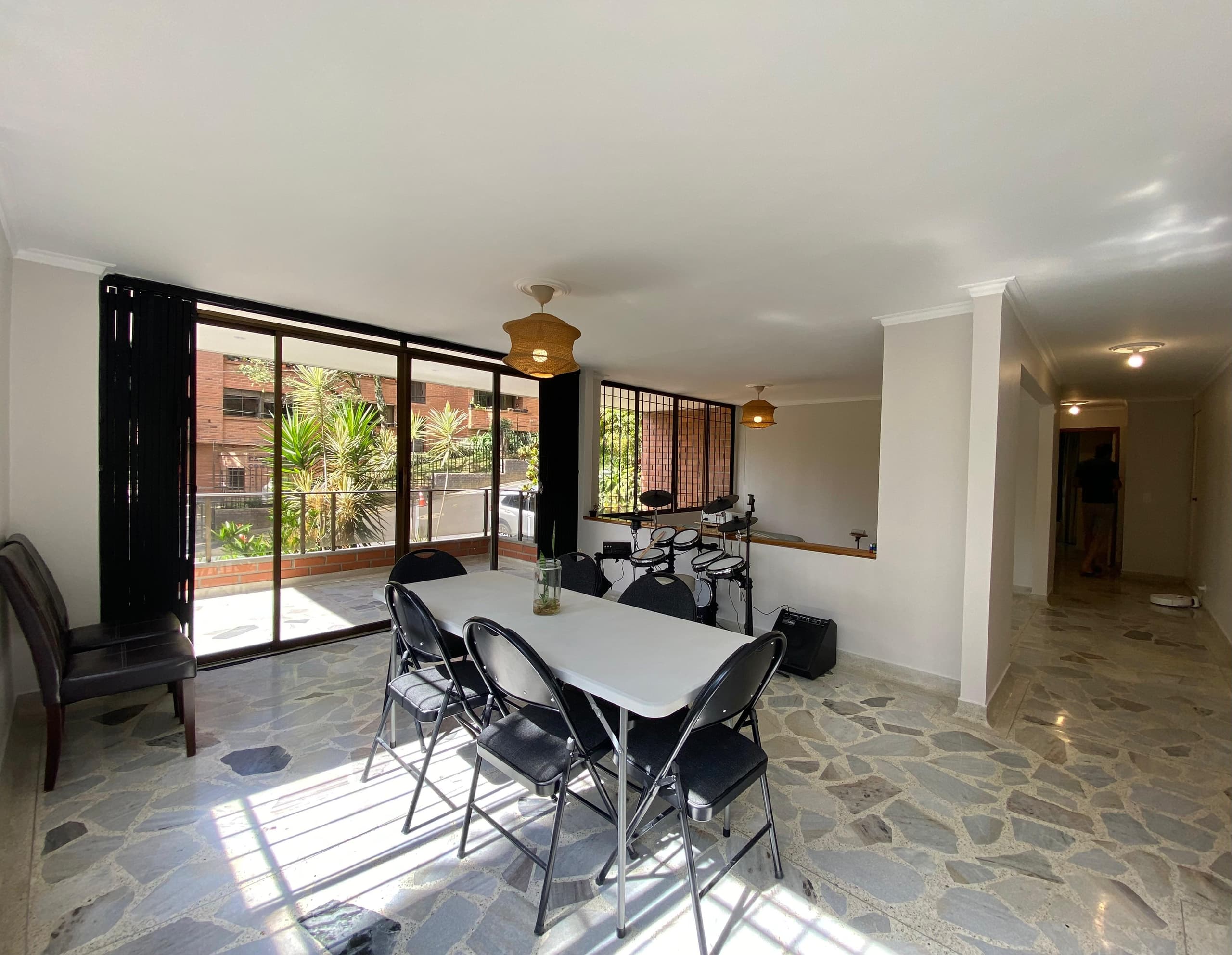 Apartamento en arriendo en La Concha, Poblado, Medellín — foto 4 de 20