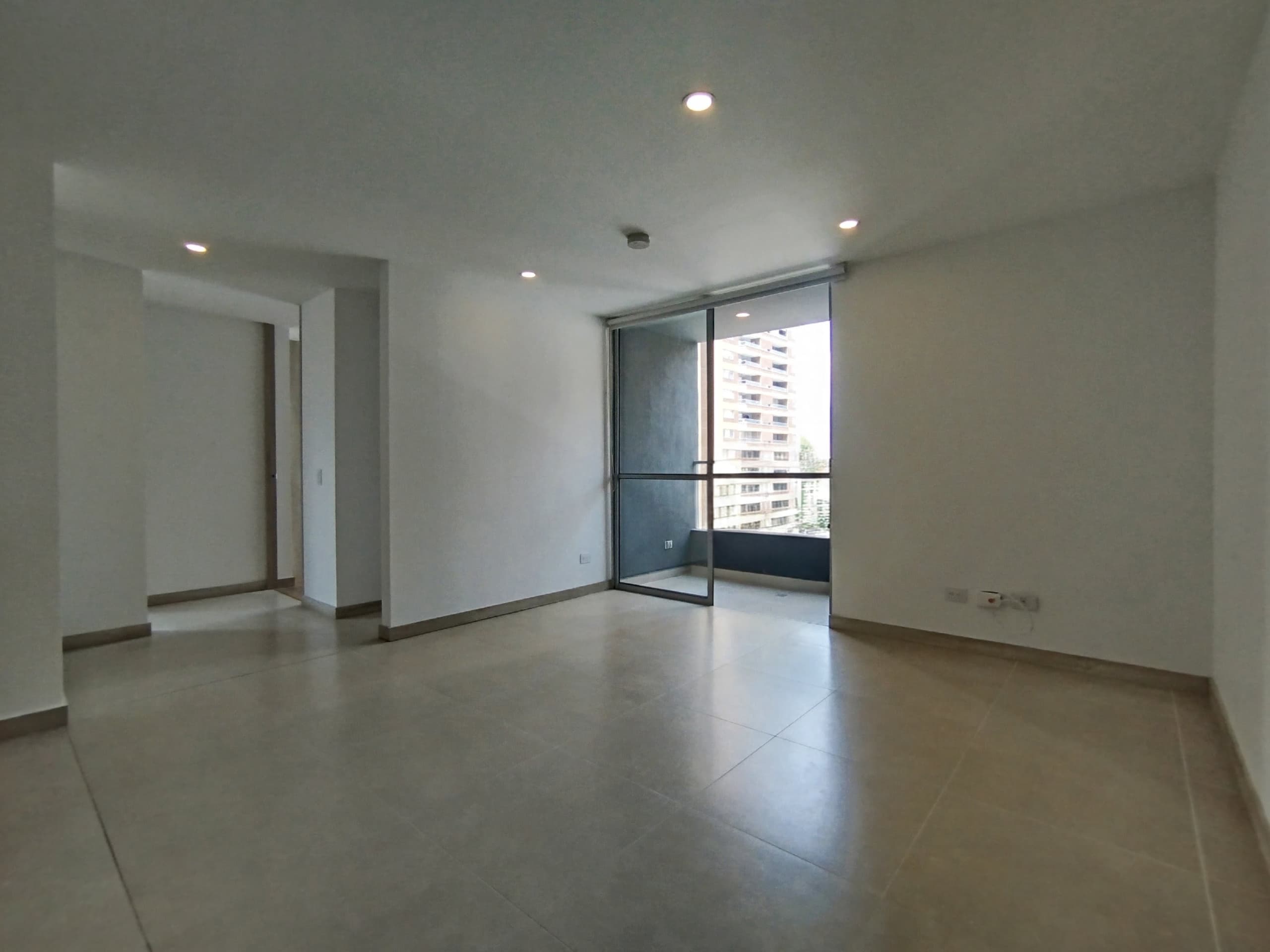 Apartamento en arriendo en Ciudad Del Rio, Medellín — foto 2 de 20