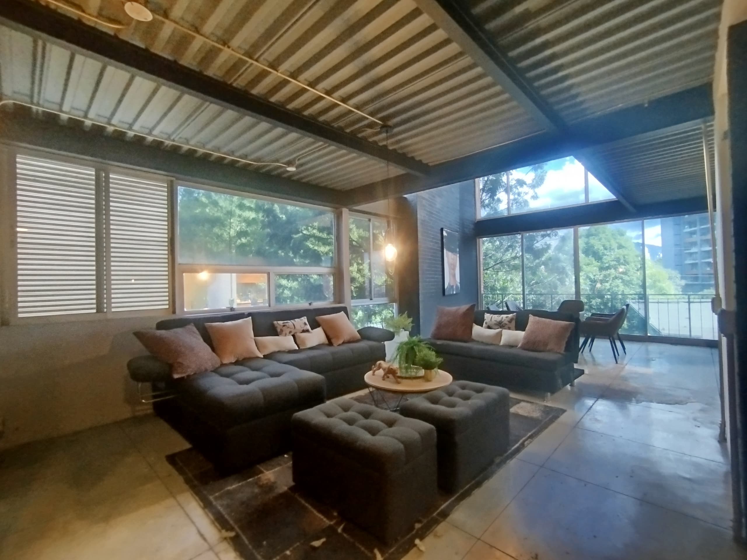 Apartamento en arriendo en Astorga, Poblado, Medellín — foto 1 de 17