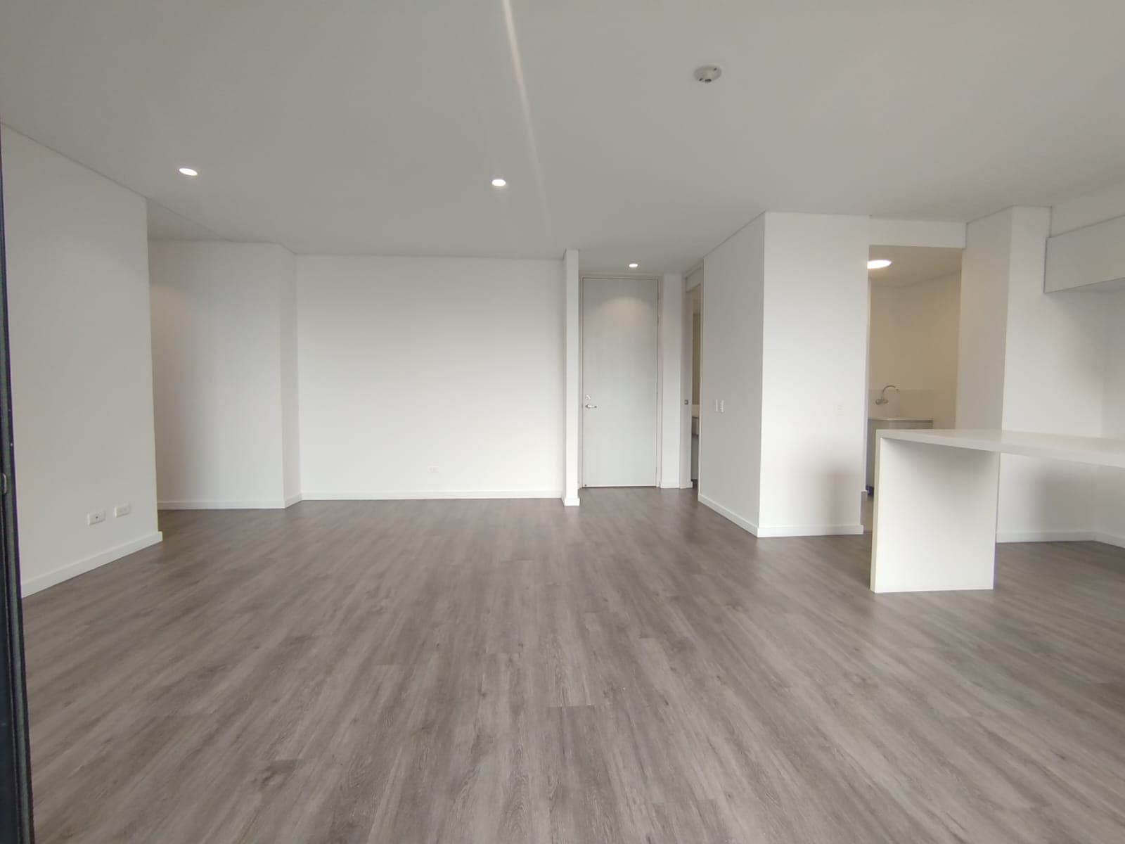 Apartamento en arriendo en Lalinde, Poblado, Medellín — foto 5 de 20