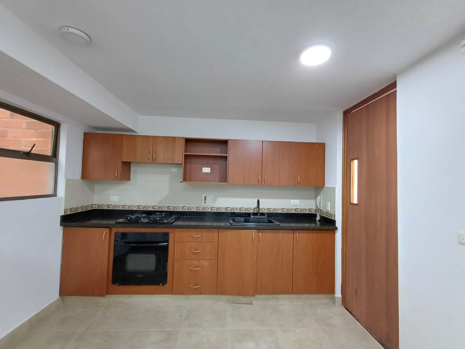 Apartamento en arriendo en La Frontera, Envigado — foto 1 de 20