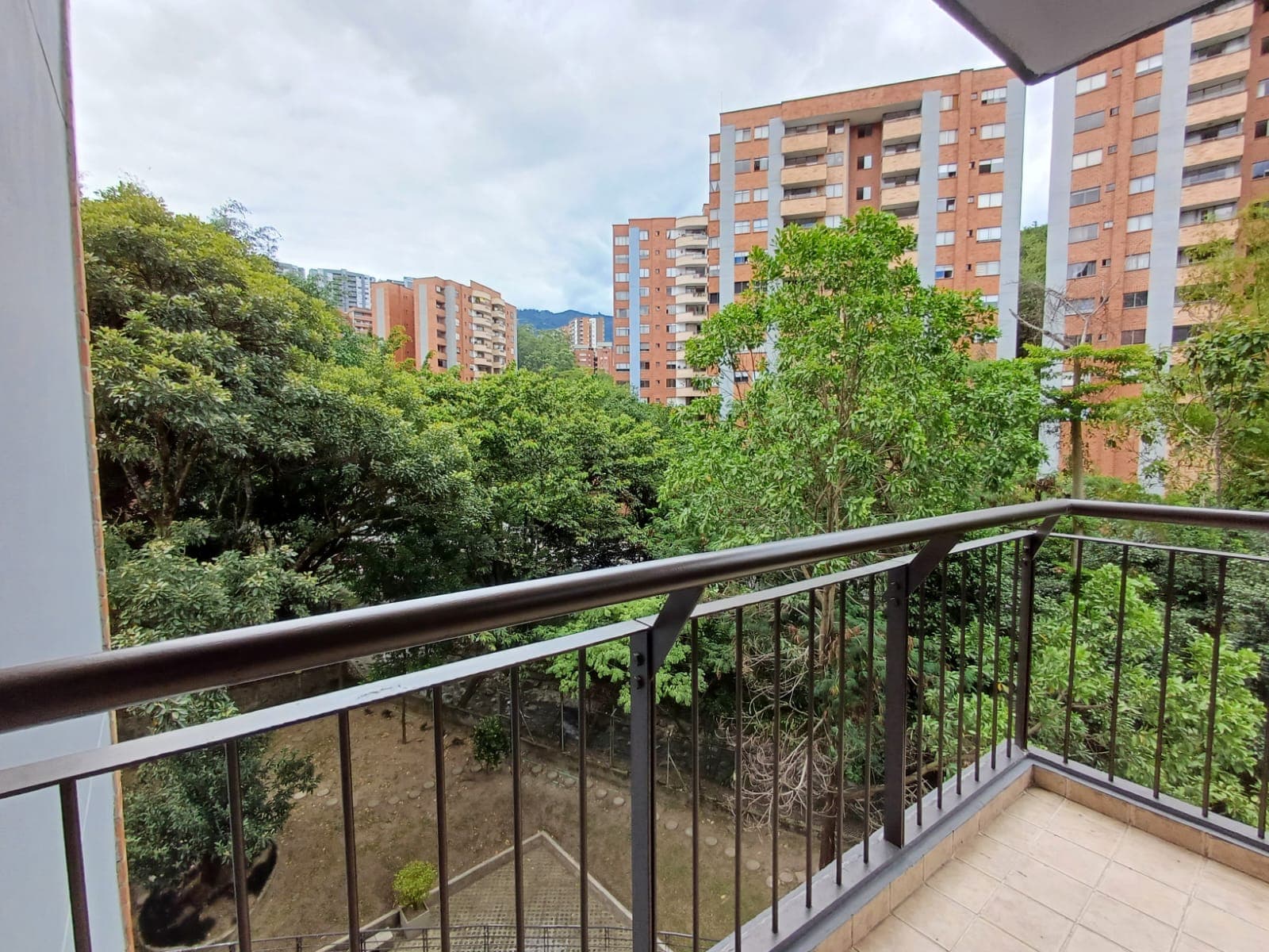 Apartamento en arriendo en La Frontera, Envigado — foto 4 de 20