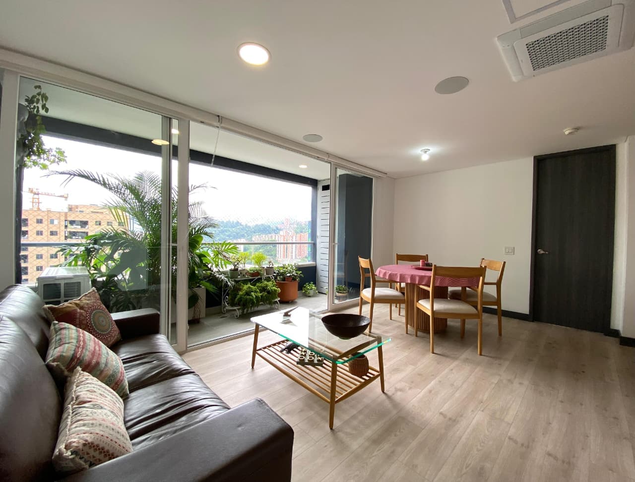 Apartamento en arriendo en Ciudad Del Rio, Medellín — foto 3 de 20