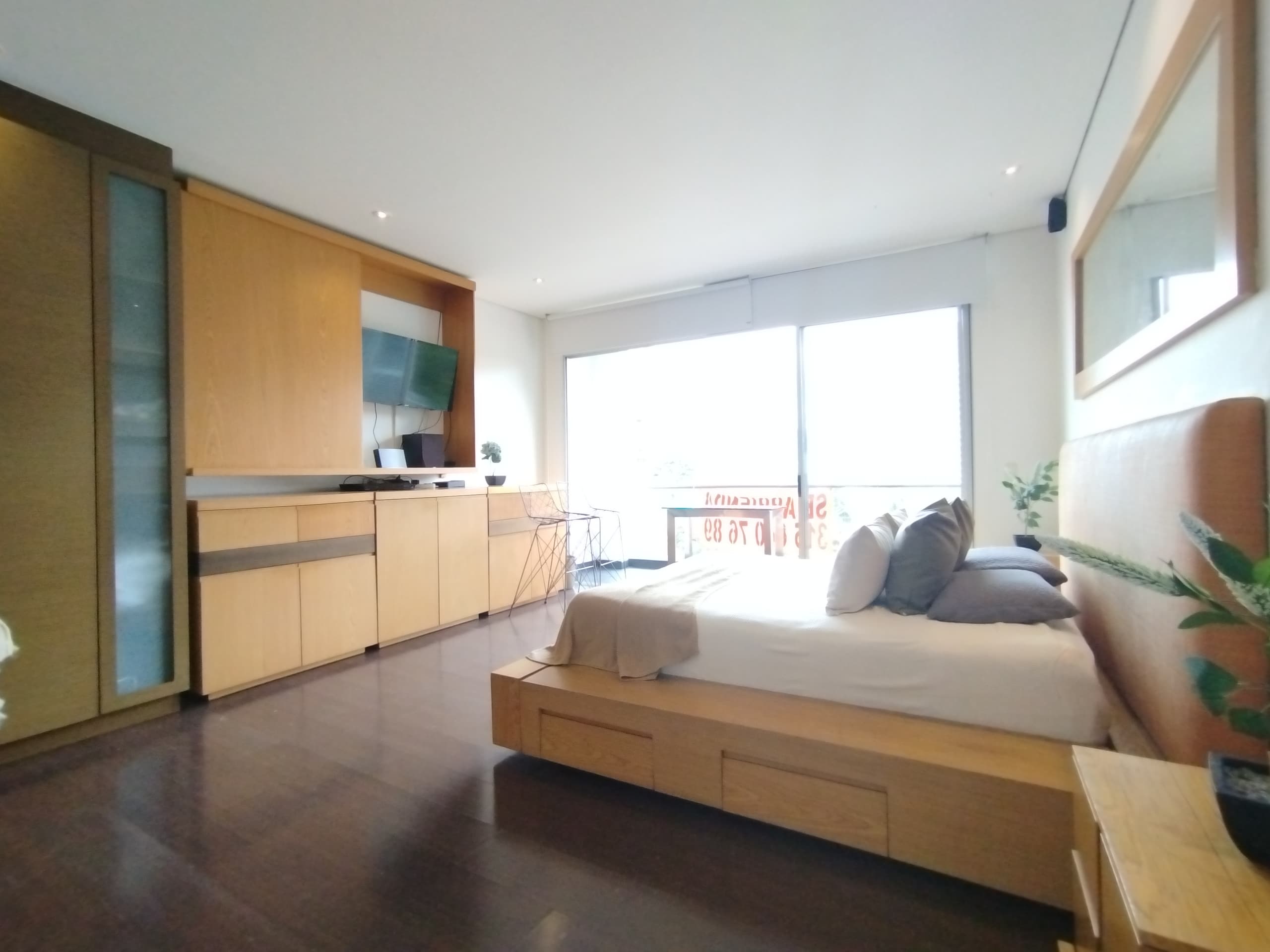 Apartaestudio en arriendo en Transversal Superior, Poblado, Medellín — foto 4 de 14