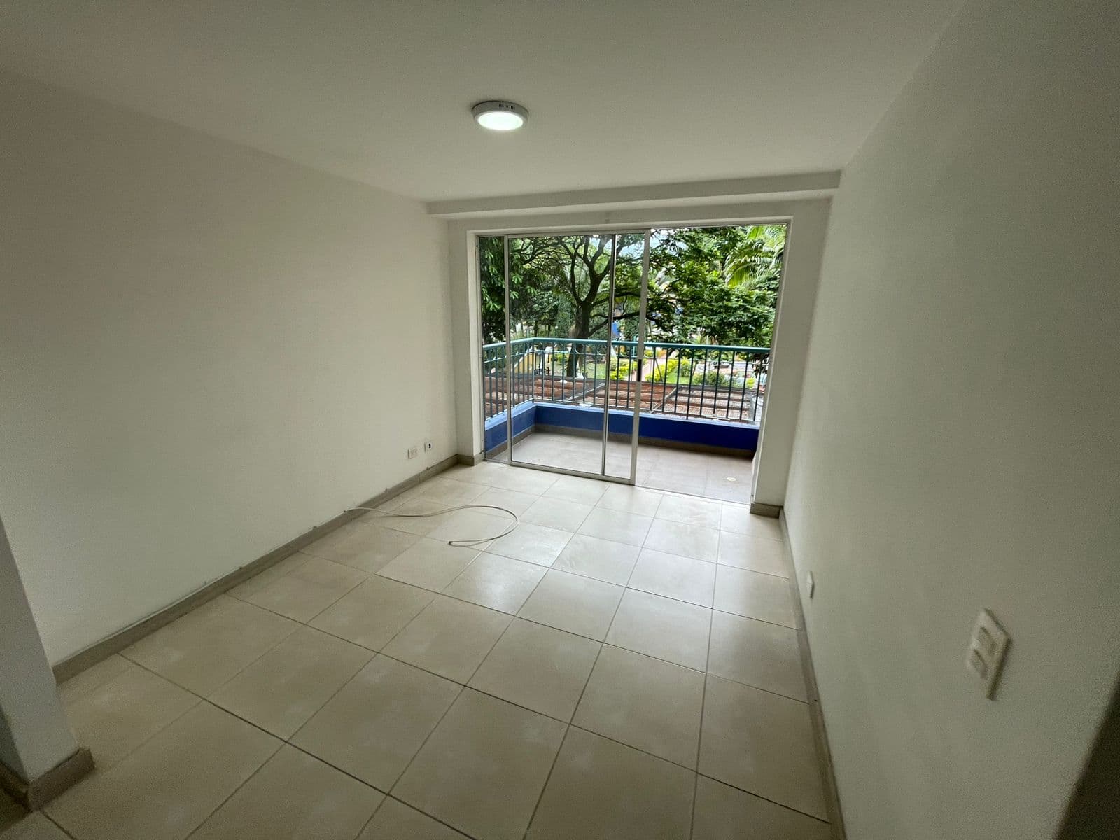 Apartamento en arriendo en Los Alpes, Belen, Medellín — foto 5 de 16