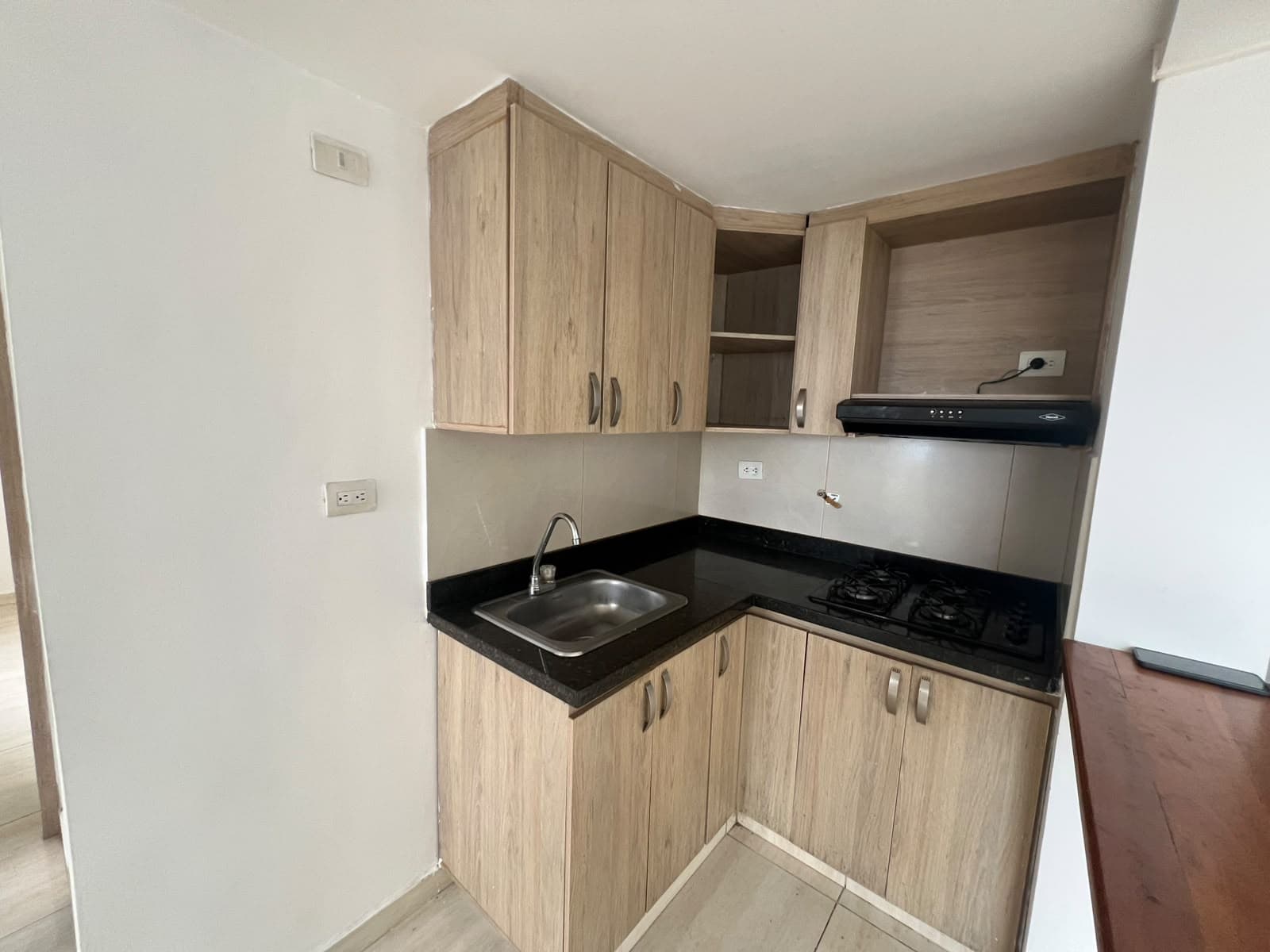 Apartamento en arriendo en Robledo, Medellín — foto 1 de 12