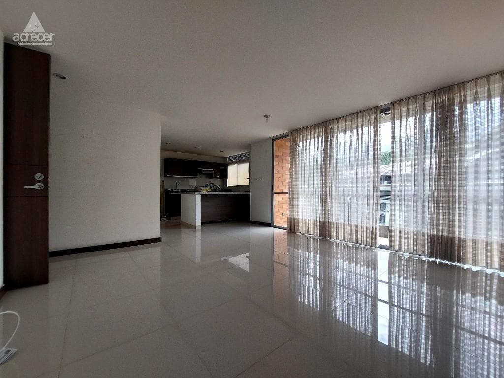 Apartamento en arriendo en El Chocho, Envigado — foto 3 de 12