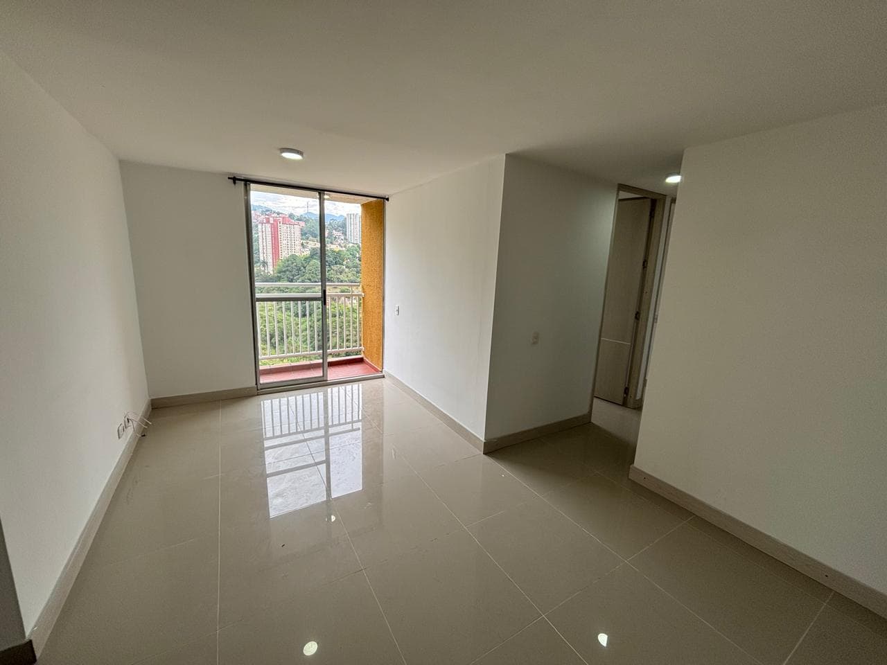 Apartamento en arriendo en San Antonio De Prado, Medellín — foto 4 de 14