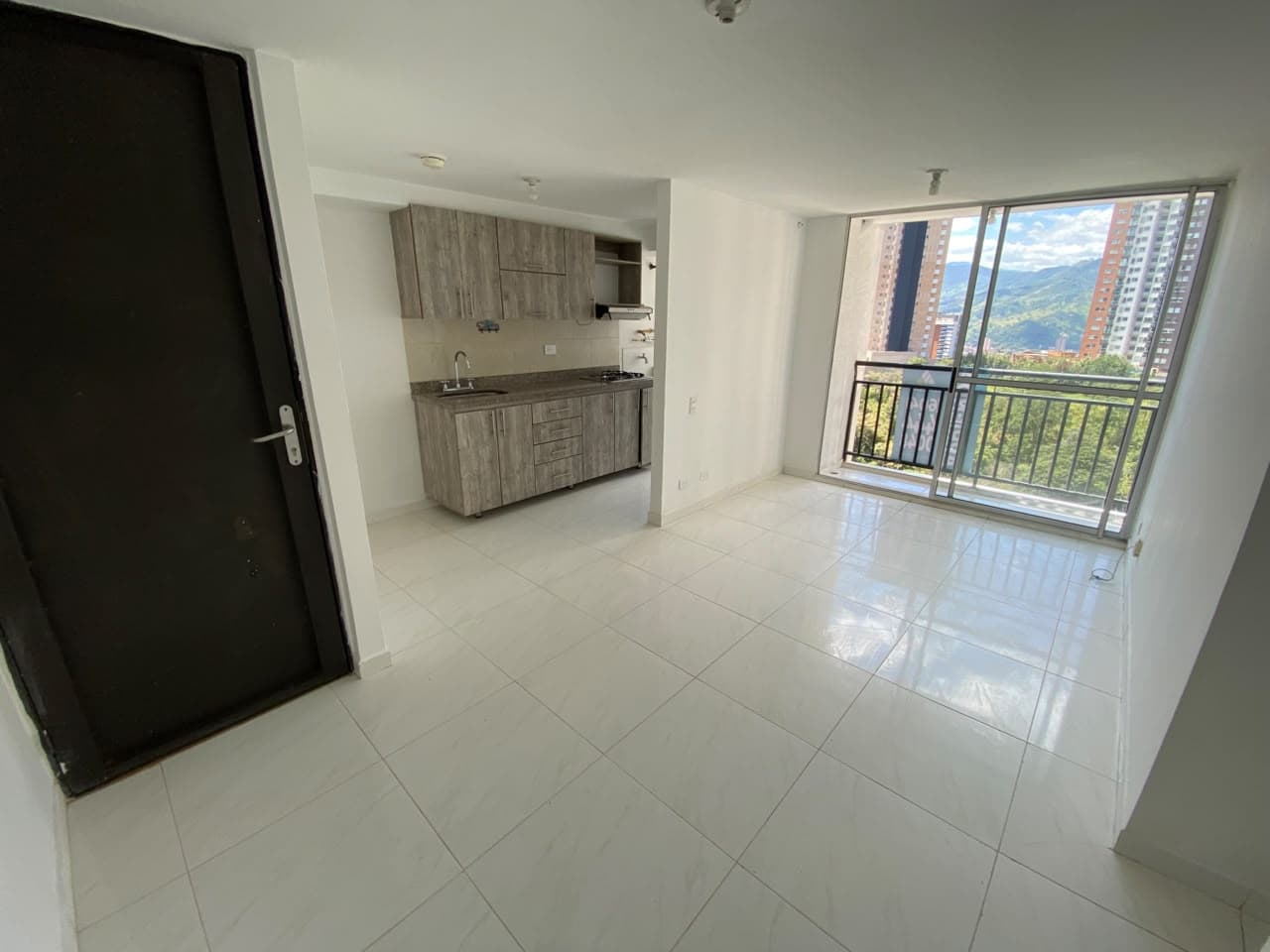 Apartamento en arriendo en Sabaneta — foto 1 de 20