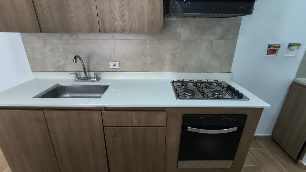 Apartamento en arriendo en Ciudad del Rio, Medellín — foto 3 de 17