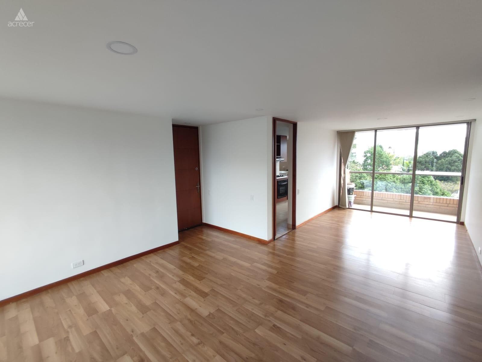 Apartamento en arriendo en Los Balsos, Poblado, Medellín — foto 1 de 20