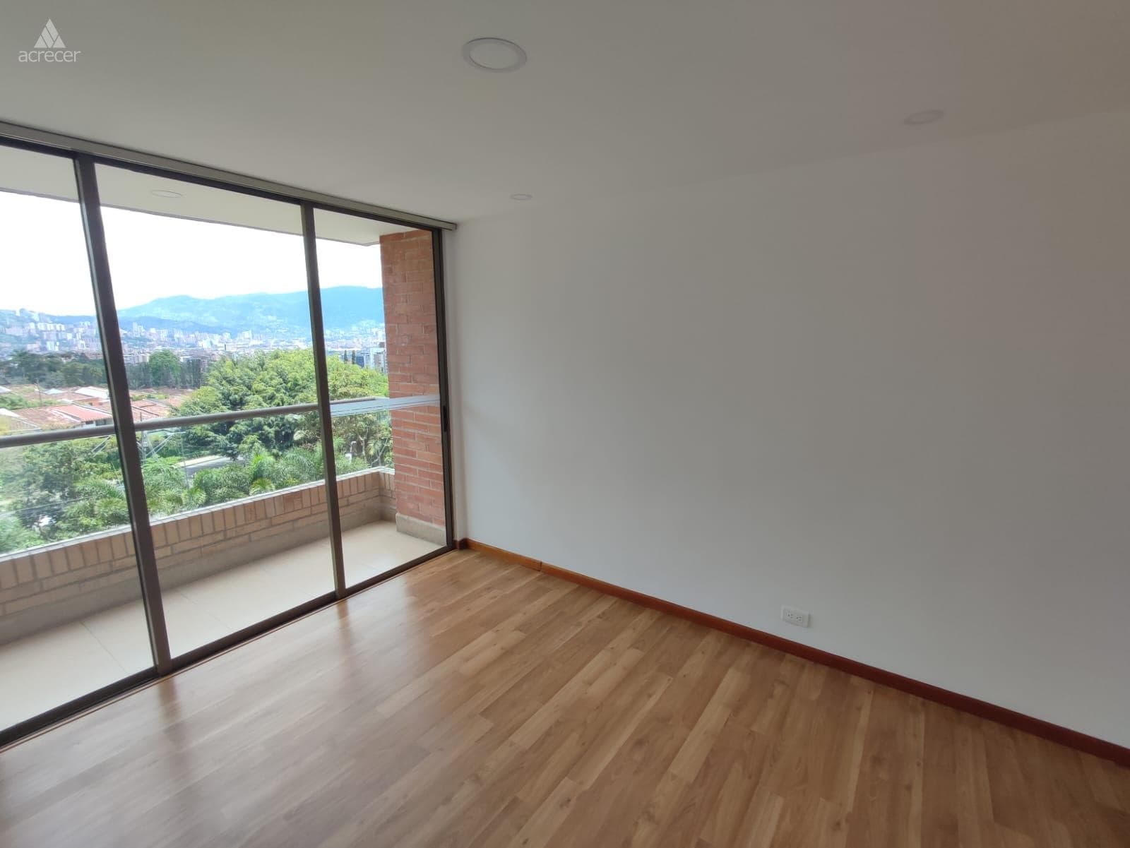 Apartamento en arriendo en Los Balsos, Poblado, Medellín — foto 2 de 20