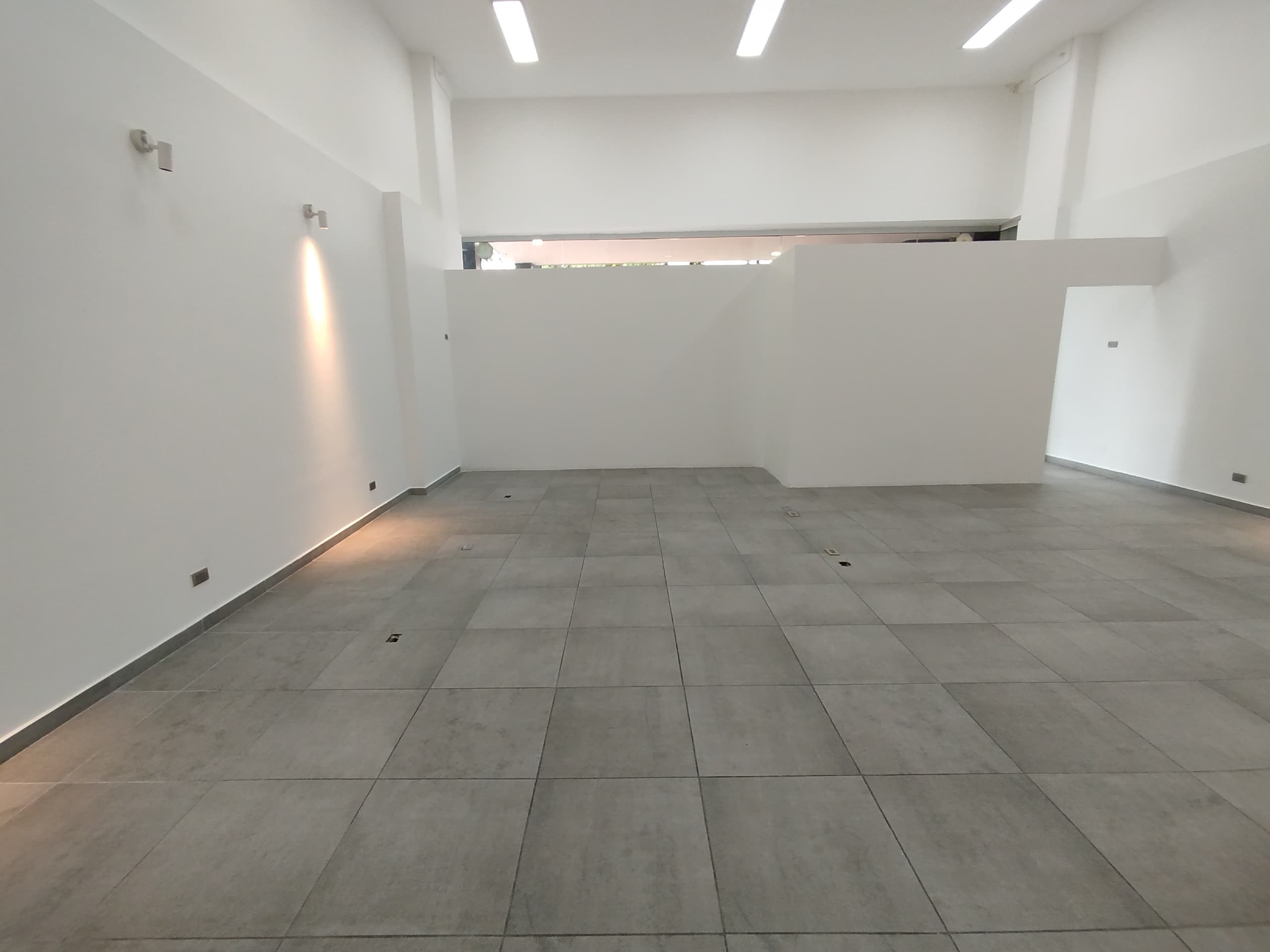 Local en arriendo en Barrio Colombia, Poblado, Medellín — foto 5 de 20