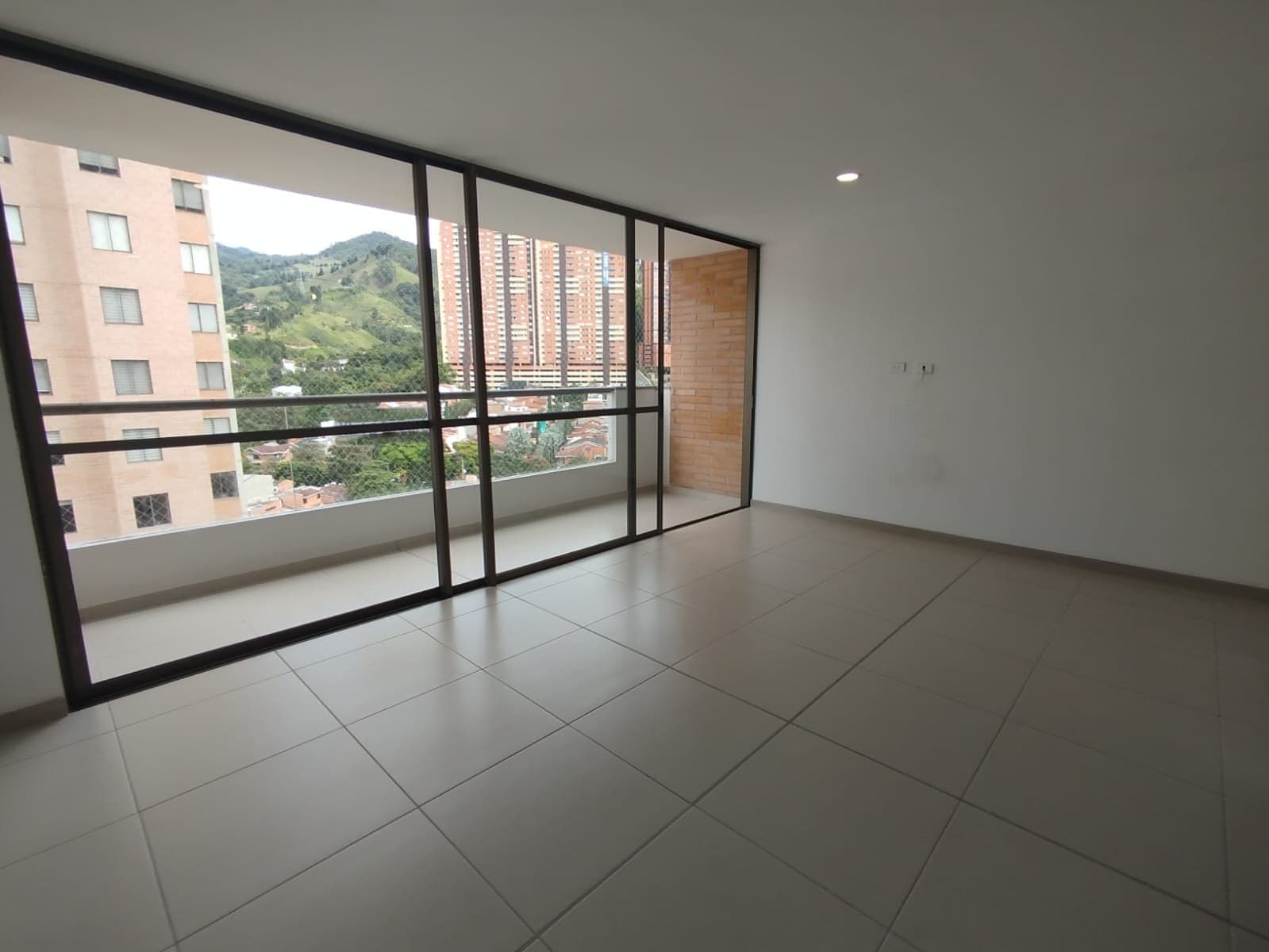 Apartamento en arriendo en Sabaneta — foto 2 de 19