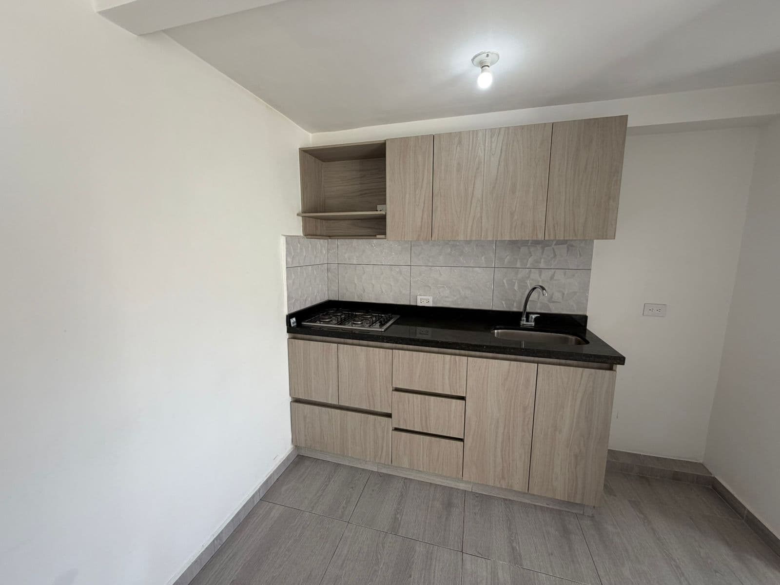 Apartamento en arriendo en Serramonte, Bello — foto 2 de 17