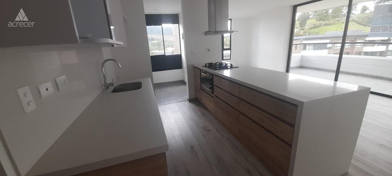 Apartamento en arriendo en El Retiro — foto 1 de 20