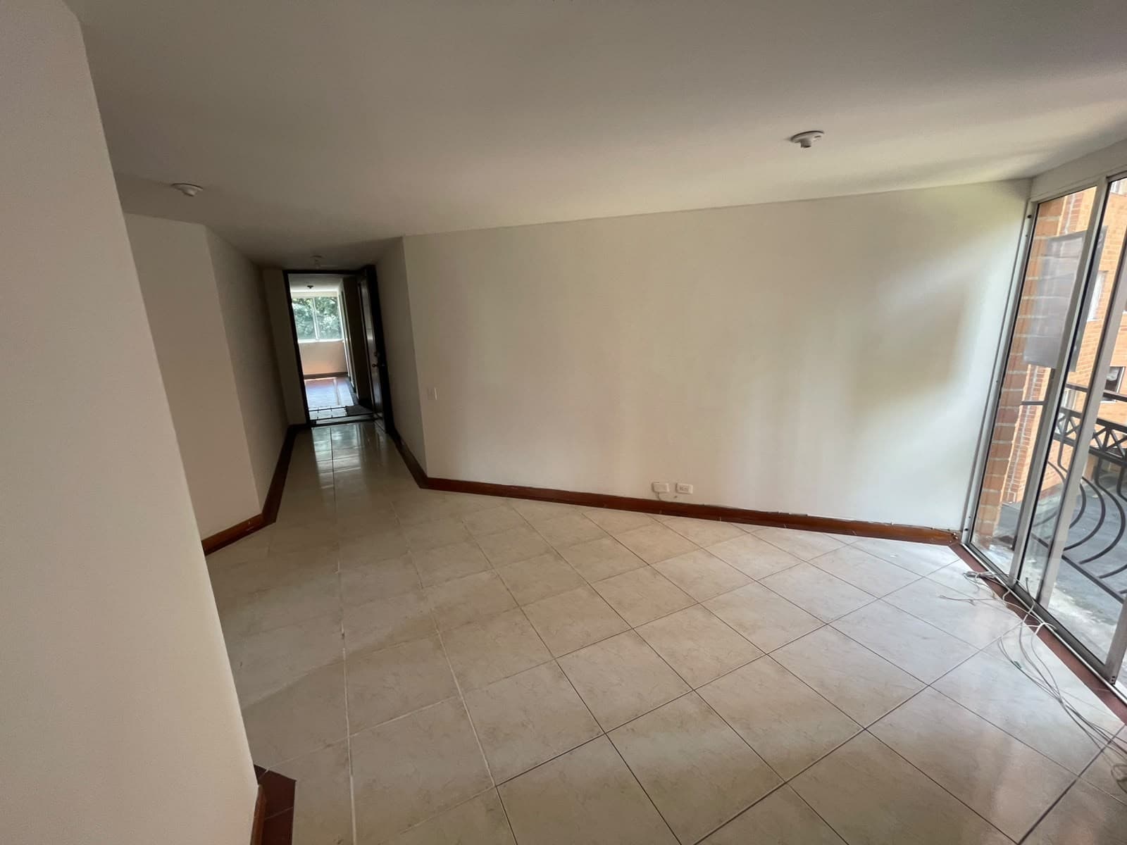 Apartamento en arriendo en Loma De Los Bernal, Belen, Medellín — foto 5 de 15