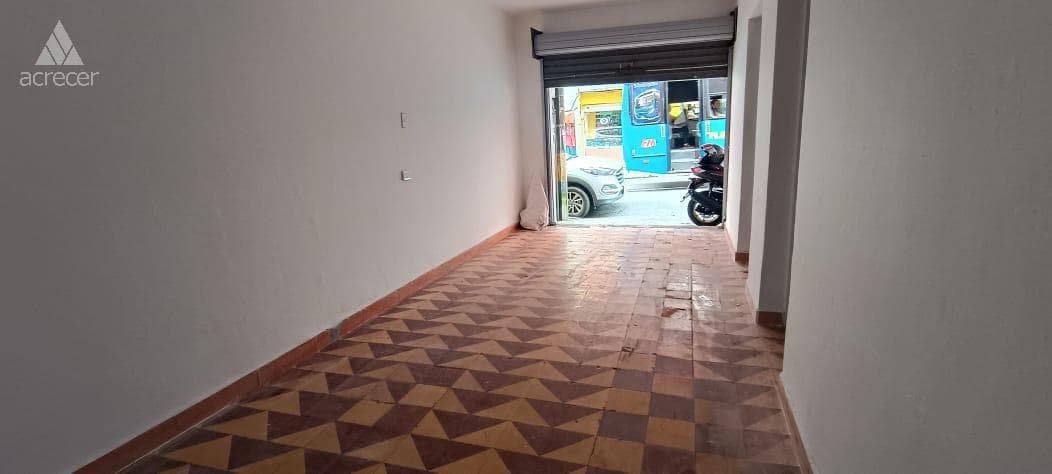 Local en arriendo en El Salvador, Centro, Medellín — foto 1 de 11