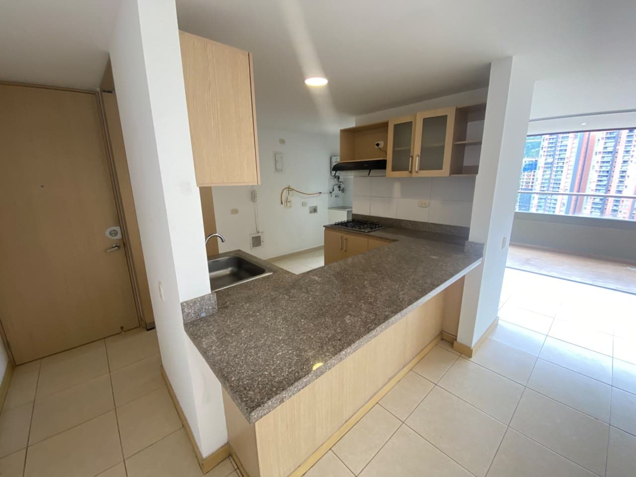 Apartamento en arriendo en Sabaneta — foto 3 de 20