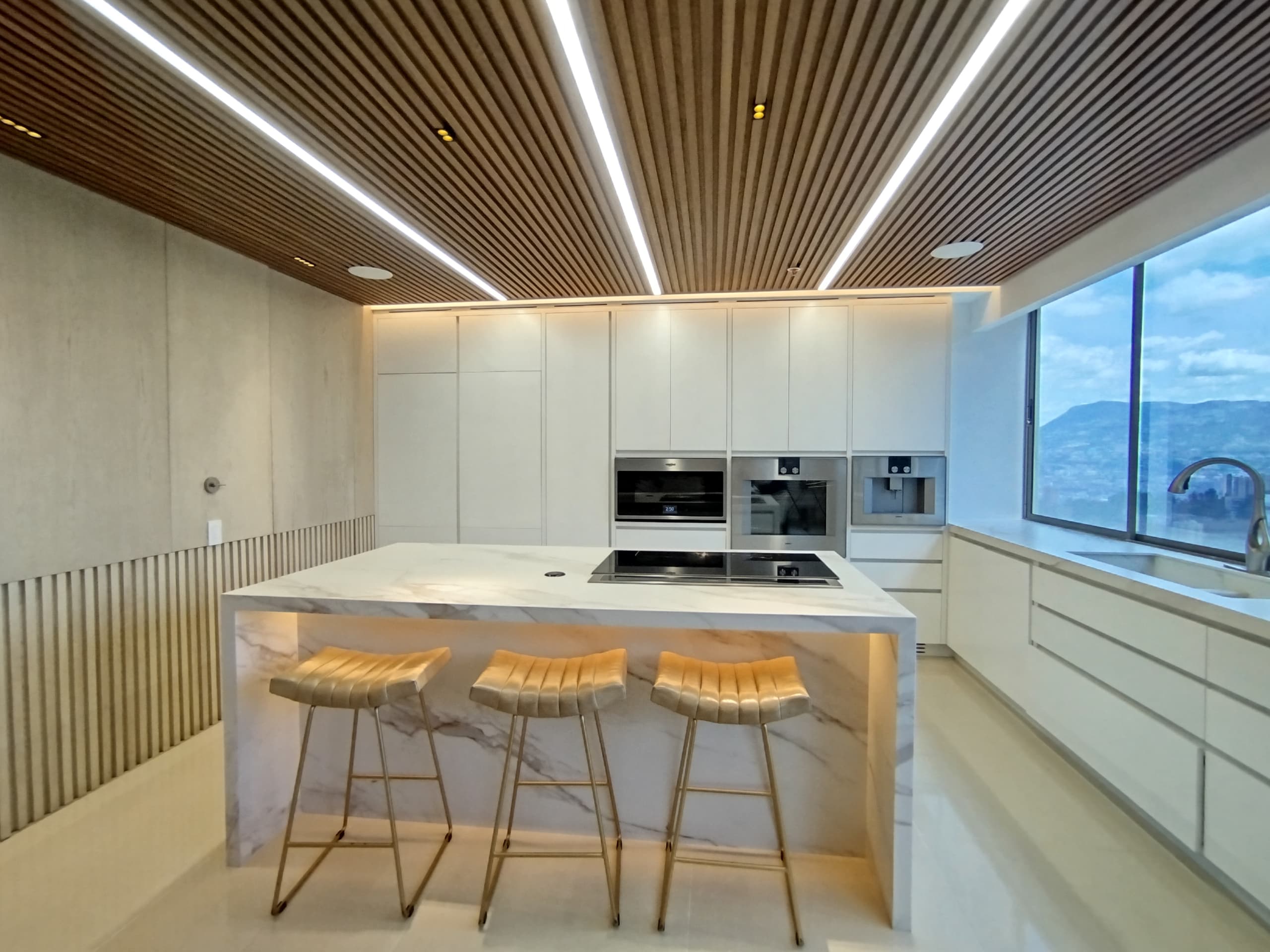 Apartamento en arriendo en La Cola del Zorro, Poblado, Medellín — foto 5 de 20