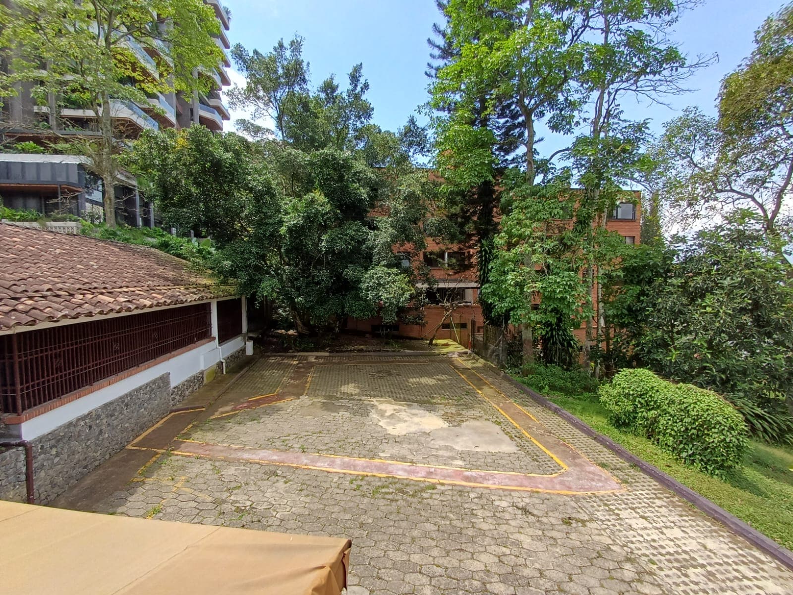 Casa Comercial en arriendo en Las Lomas, Poblado, Medellín — foto 2 de 20