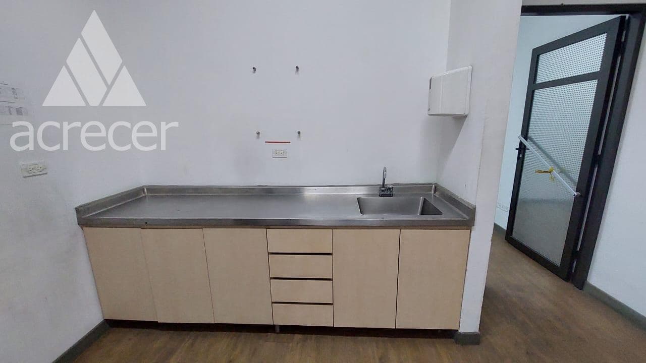 Local en arriendo en La Esmeralda, Itagui — foto 5 de 14