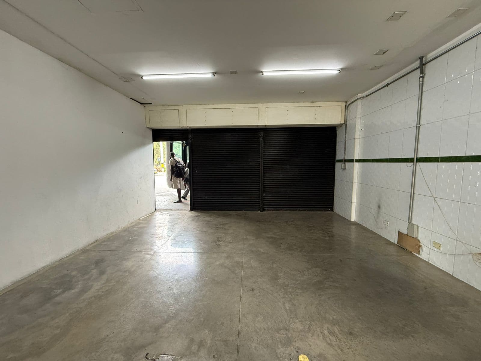 Local en arriendo en Caribe, Medellín — foto 2 de 15