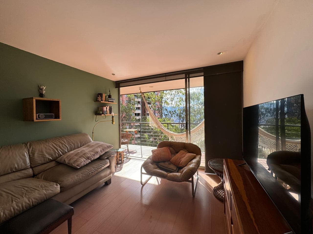 Apartamento en arriendo en Transversal Superior, Poblado, Medellín — foto 3 de 20