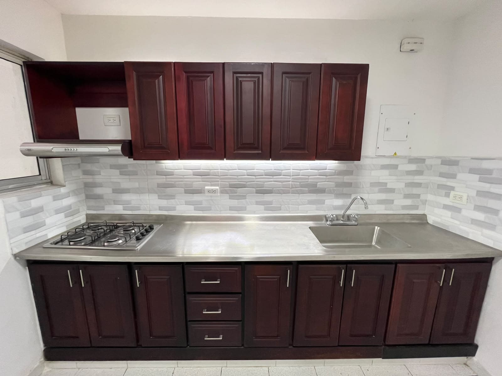 Casa Vivienda en arriendo en Santa Monica, Laureles, Medellín — foto 1 de 20