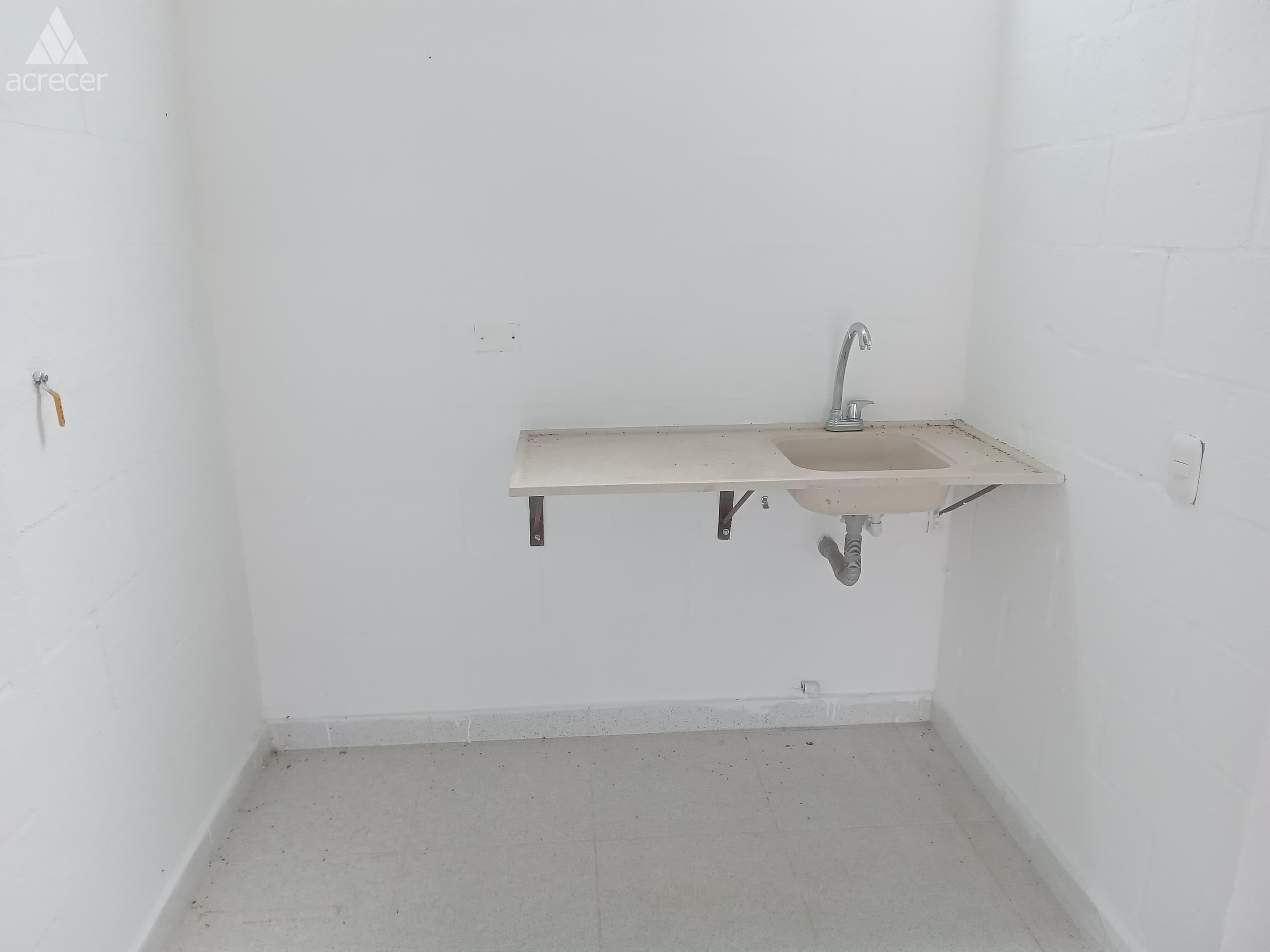 Local en arriendo en Caldas — foto 2 de 7