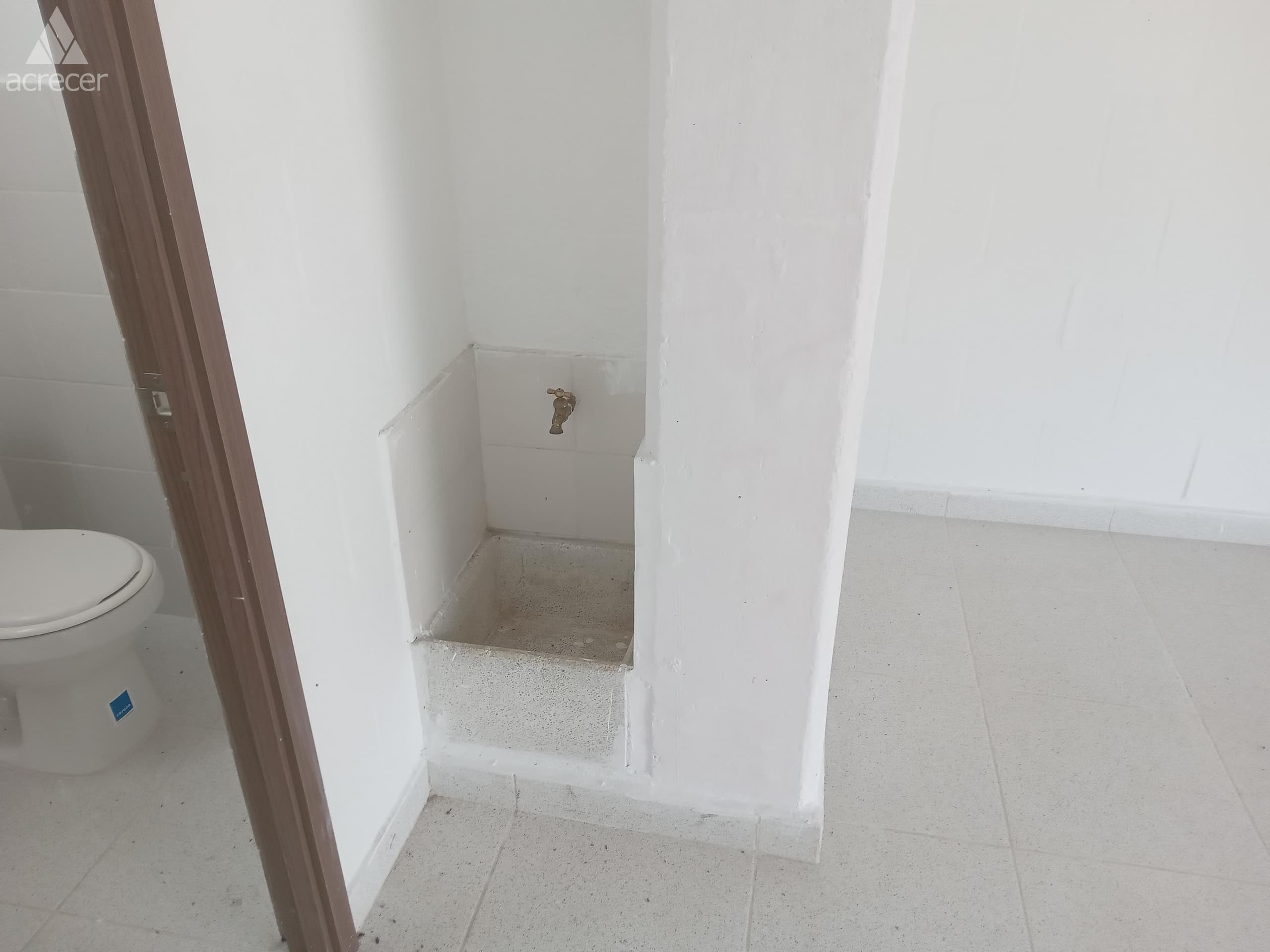 Local en arriendo en Caldas — foto 3 de 7