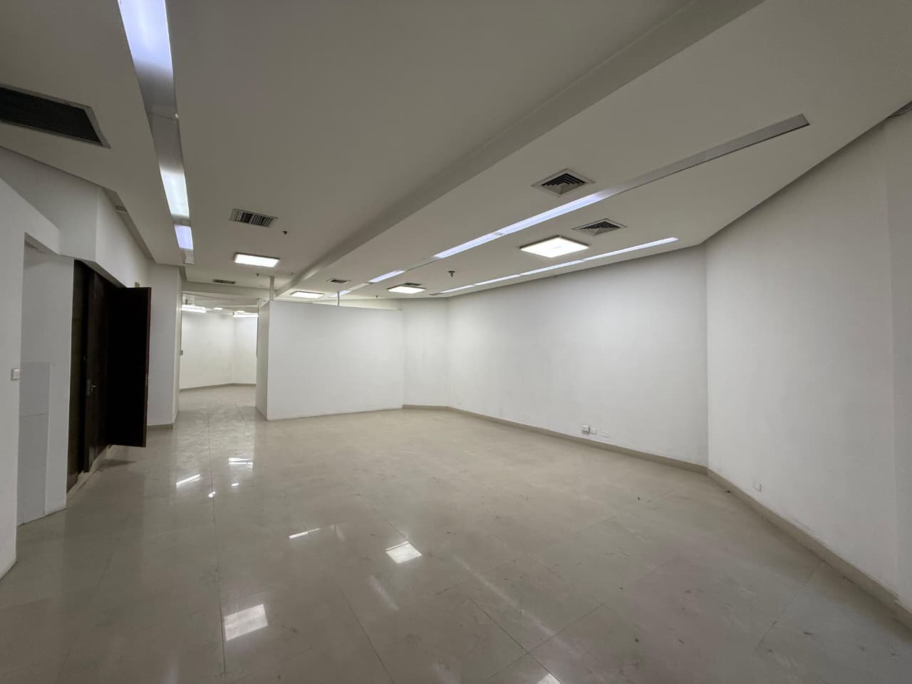 Local en arriendo en Med, Centro, Medellín — foto 5 de 16