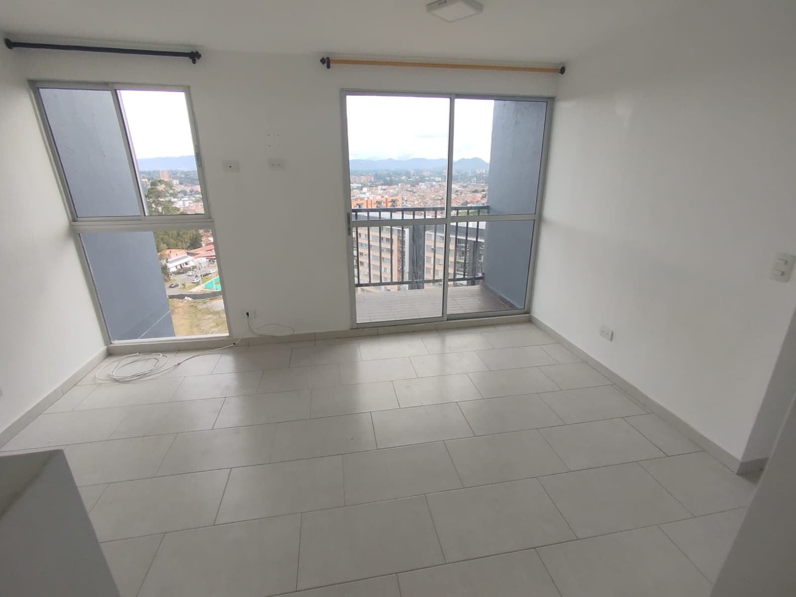 Apartamento en arriendo en Rionegro — foto 1 de 18