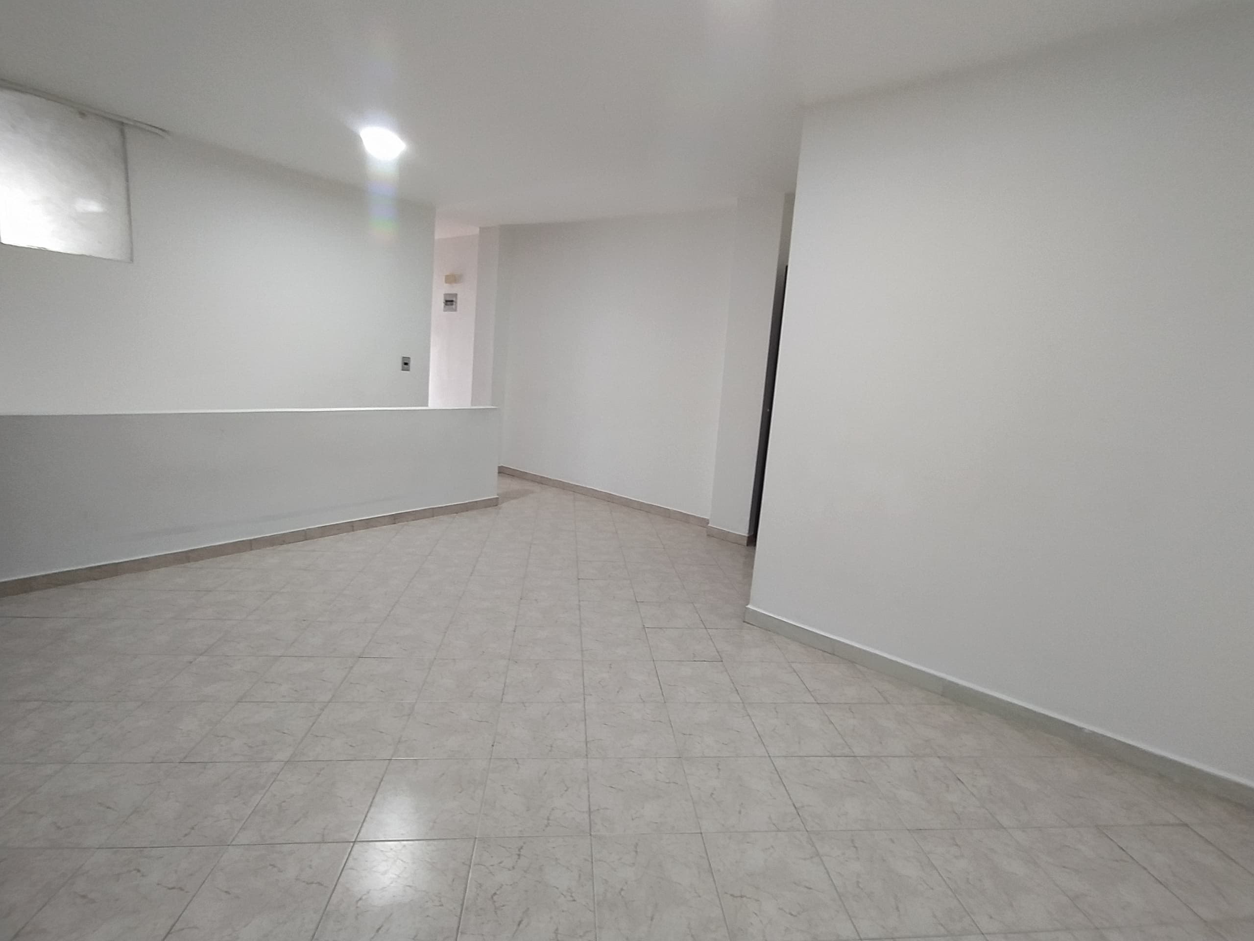 Apartamento en arriendo en El Salvador, Centro, Medellín — foto 4 de 16