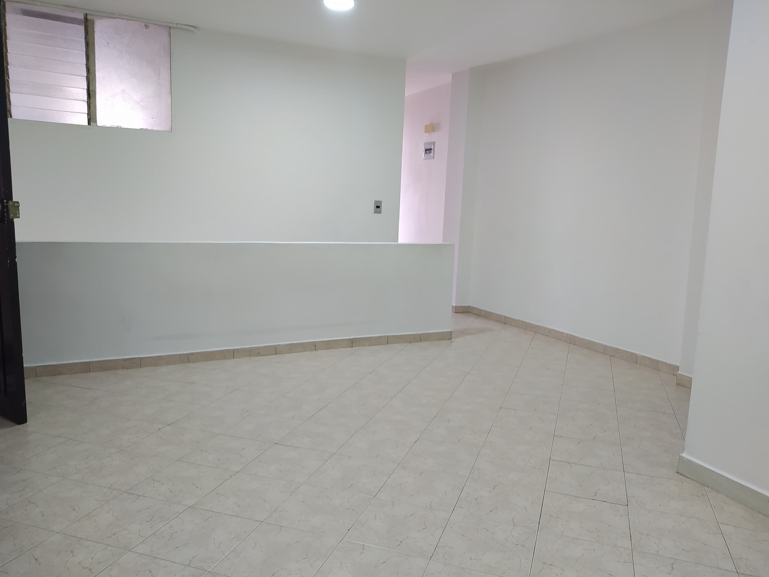 Apartamento en arriendo en El Salvador, Centro, Medellín — foto 5 de 16
