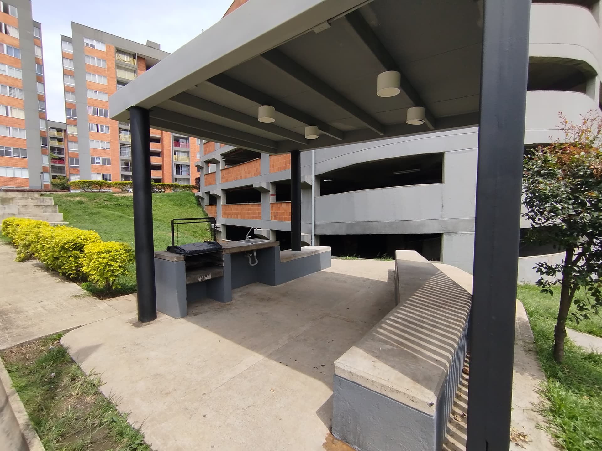 Apartamento en arriendo en Villa Ventura, Itagui — foto 1 de 20
