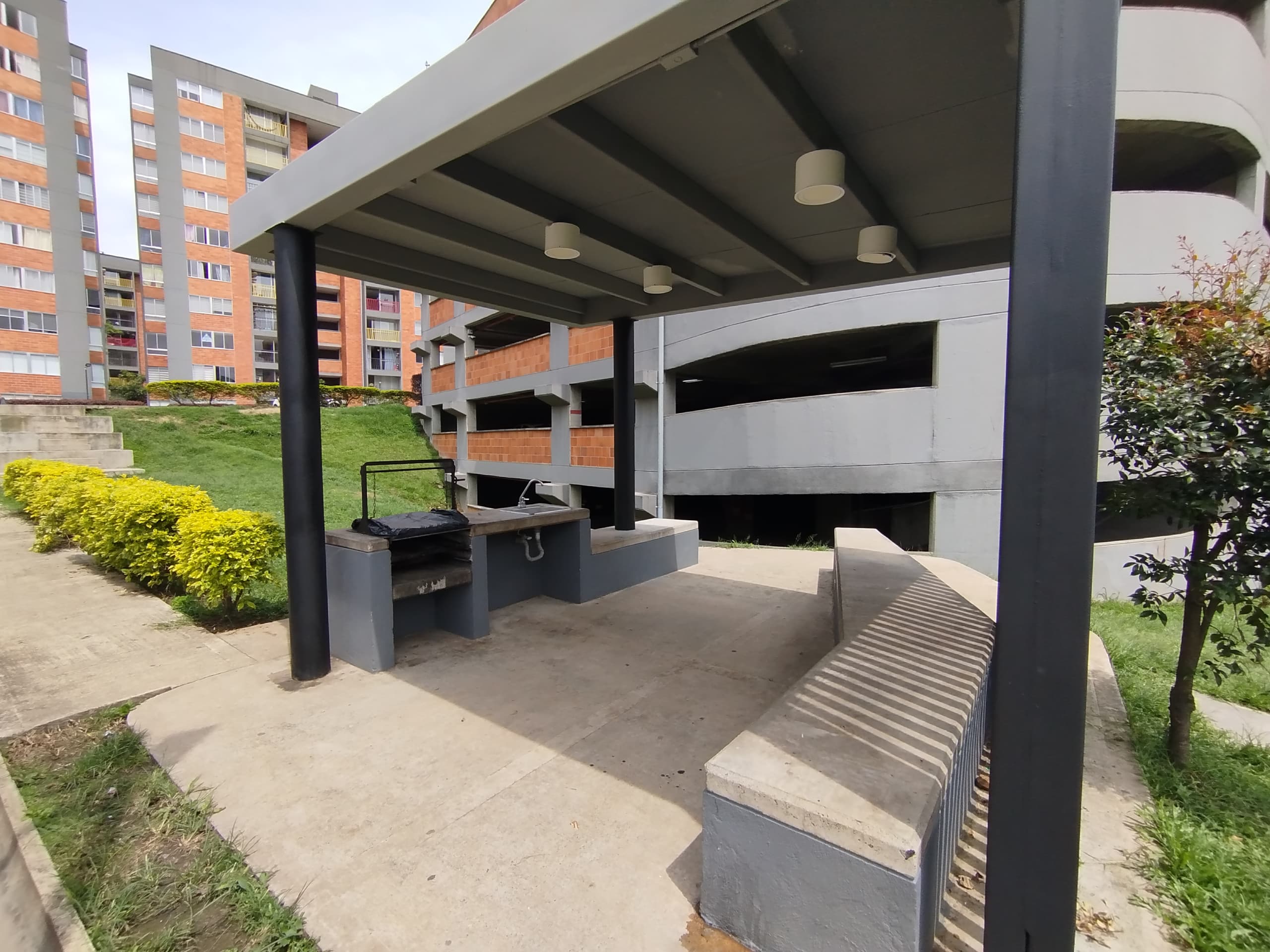 Apartamento en arriendo en Villa Ventura, Itagui — foto 1 de 20