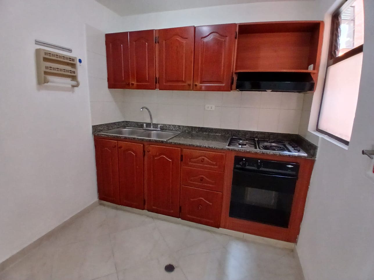 Apartamento en arriendo en Nuevos Conquistadores, San Javier, Medellín — foto 1 de 18