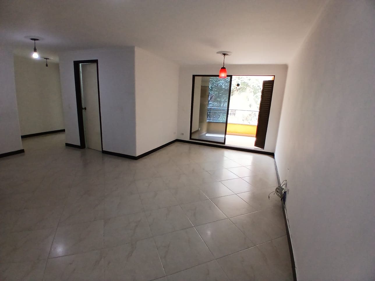 Apartamento en arriendo en Nuevos Conquistadores, San Javier, Medellín — foto 2 de 18